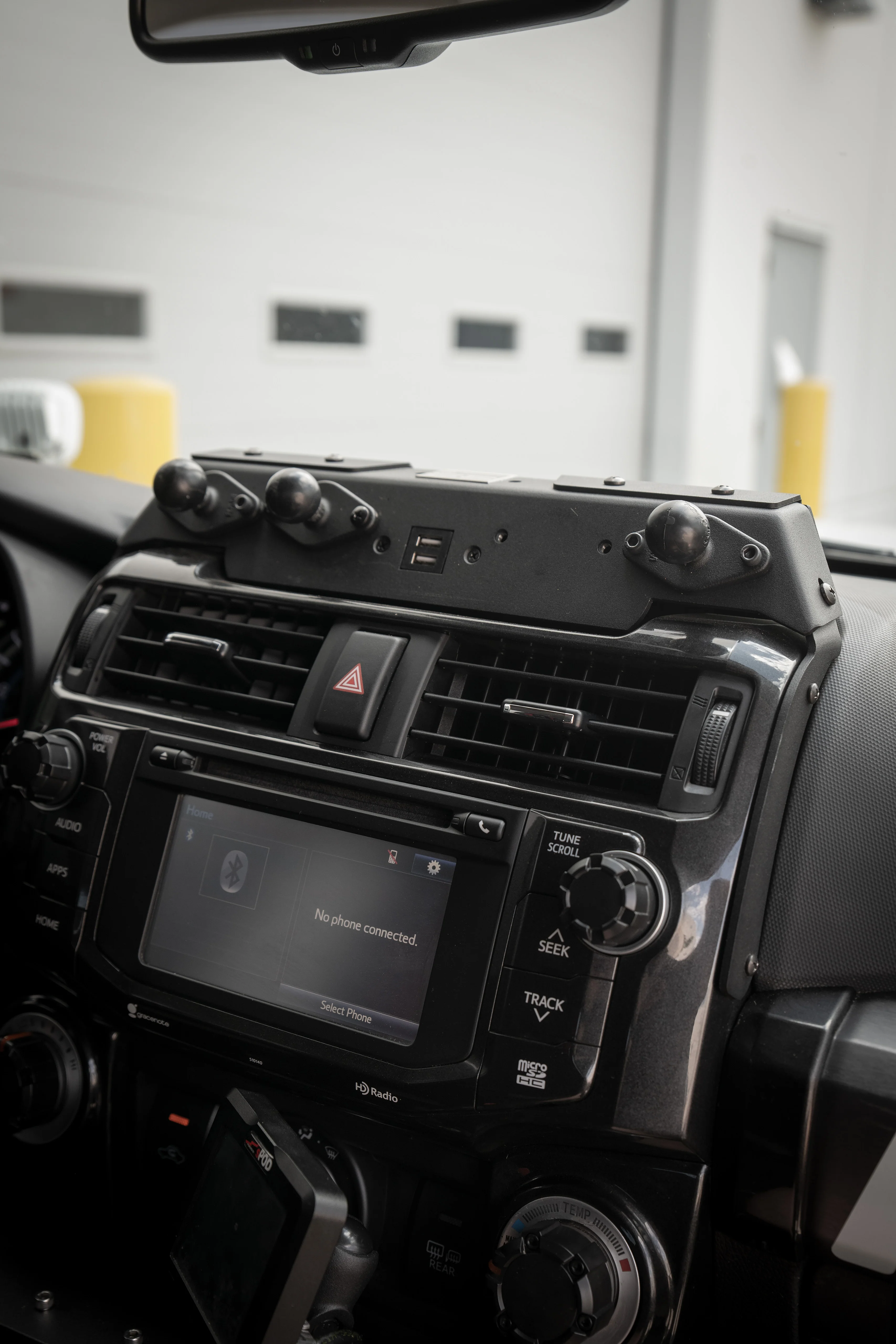 Expedition Essentials Powered Accessory Dash Mount For 4Runner (2010-2024) - Image 11