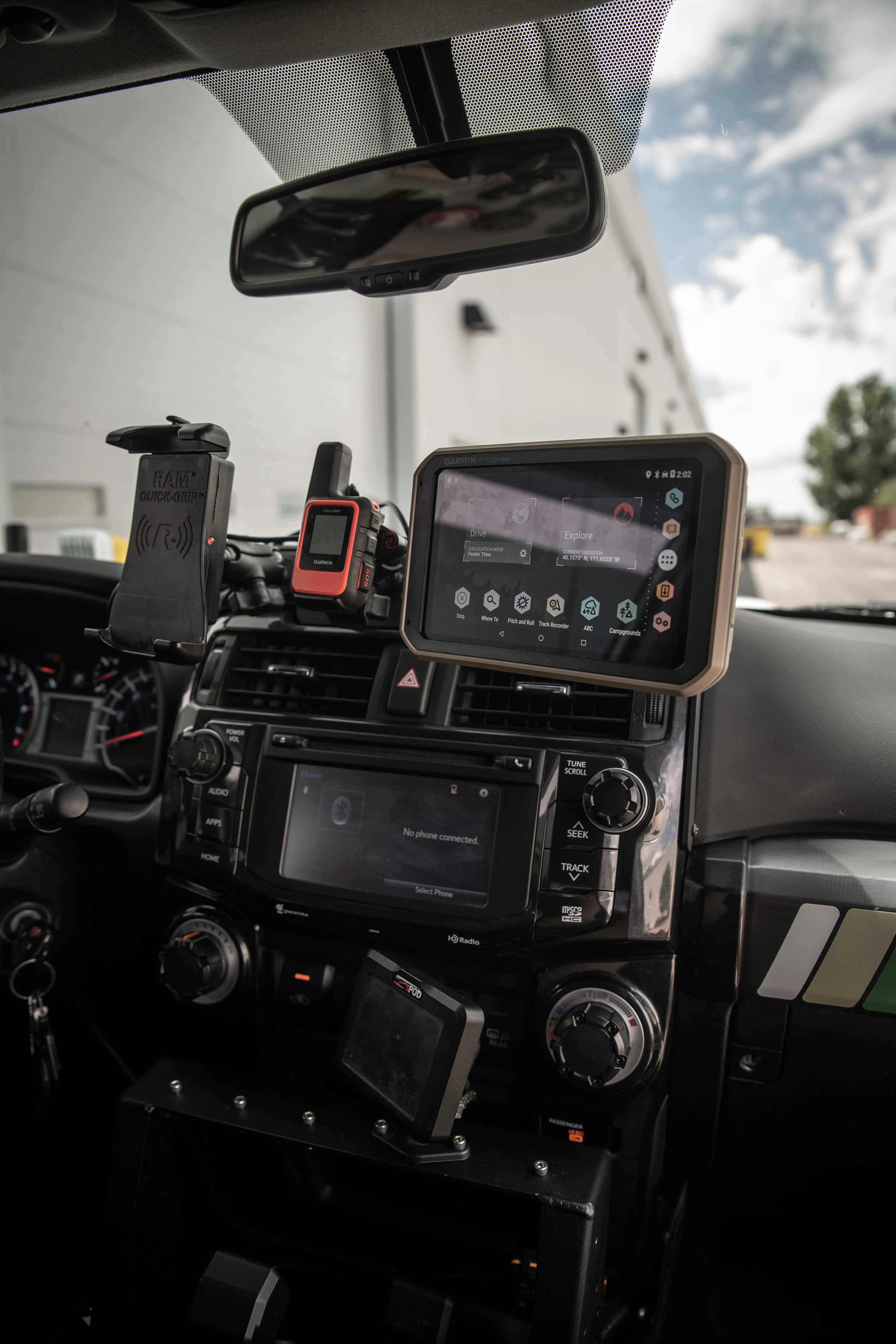 Expedition Essentials Powered Accessory Dash Mount For 4Runner (2010-2024) - Image 16
