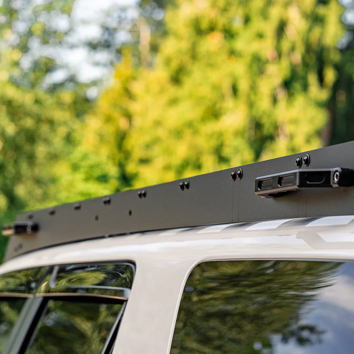 Cali Raised Roof Rack Grab Handle - Image 3
