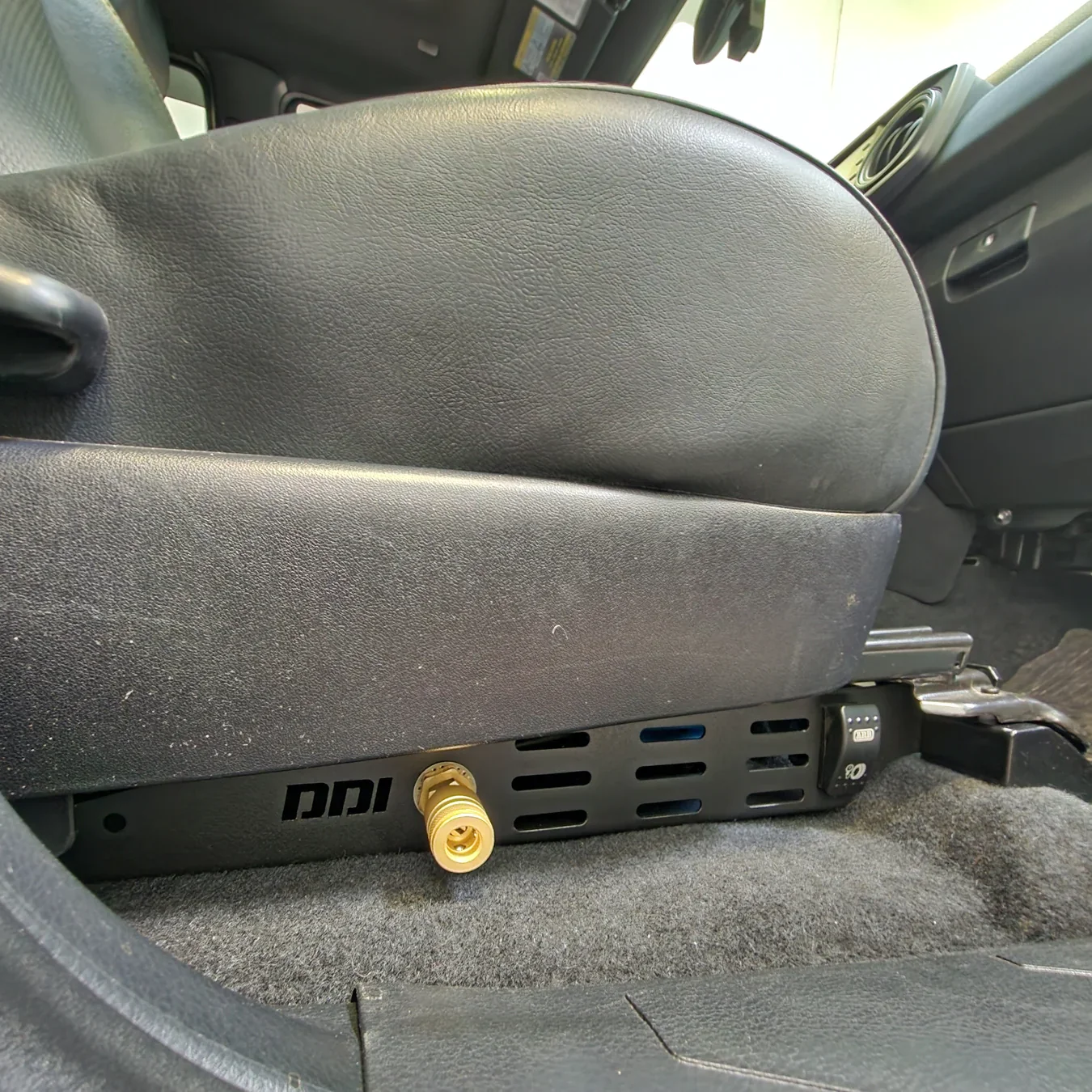 Desert Does It Under Seat Compressor Mount For 4Runner (2003-2024) - Image 3