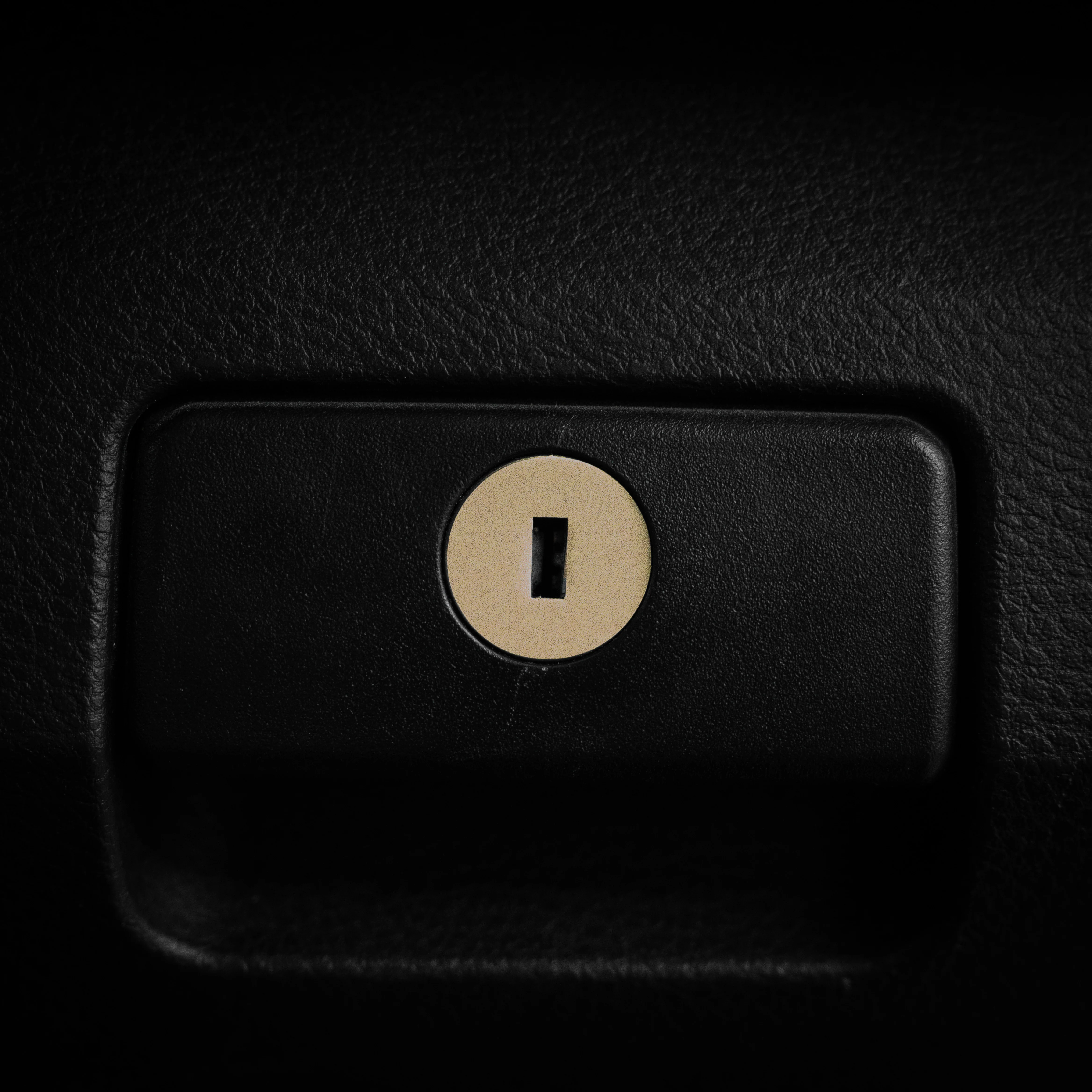 Vinyl Garage Glove Box Keyhole Cover (4th Gen & 6th Gen 4Runner) - Image 11