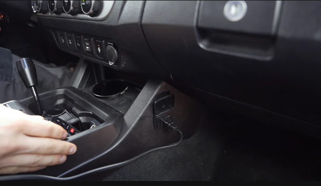 Guild Outfitters Interior Outlet Upgrade Kit For 4Runner (2010-2024) - Image 5