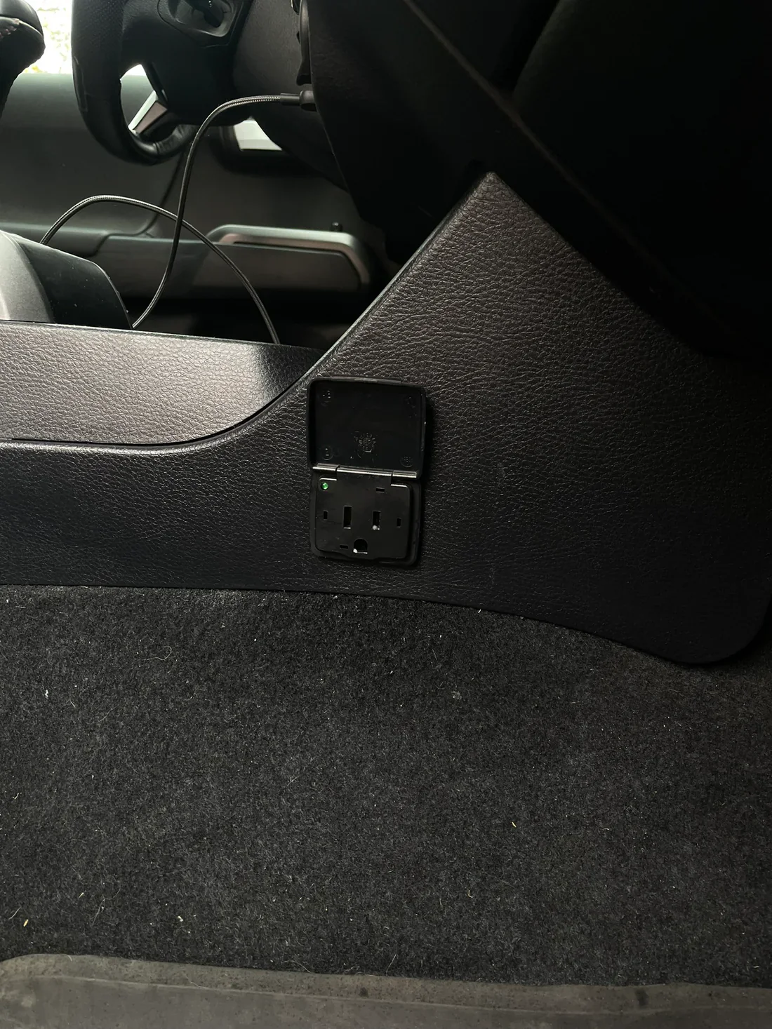 Guild Outfitters Interior Outlet Upgrade Kit For 4Runner (2010-2024) - Image 6