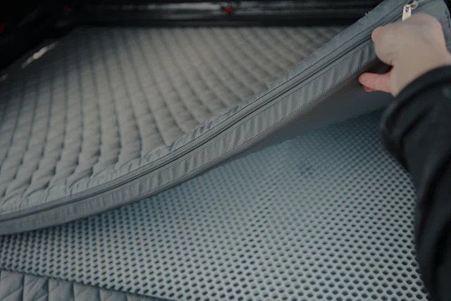 Intrepid Geo 2.5 Rooftop Tent - Image 16