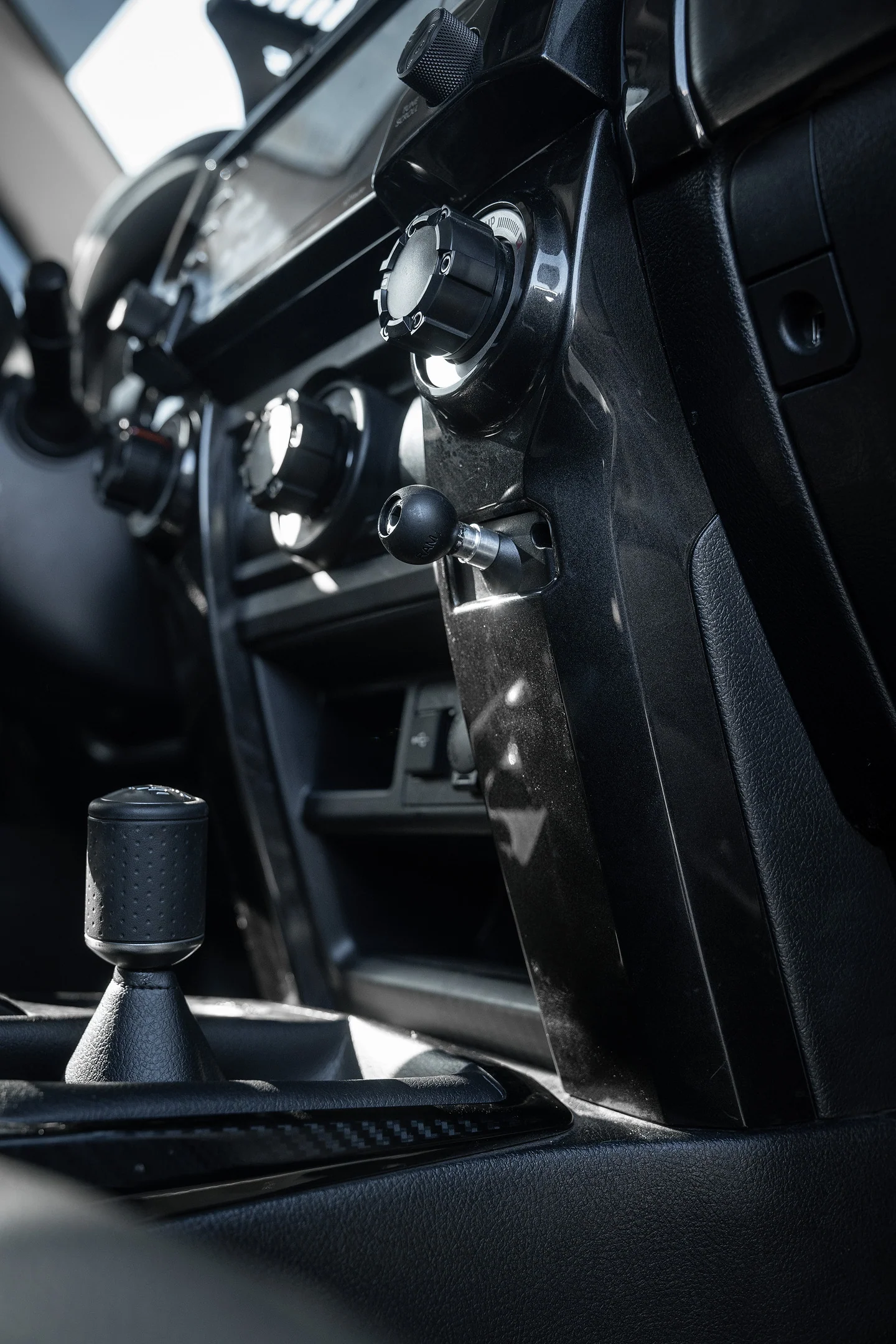 Labops Gear Lower Dash Mount For 4Runner (2010-2024) - Image 4