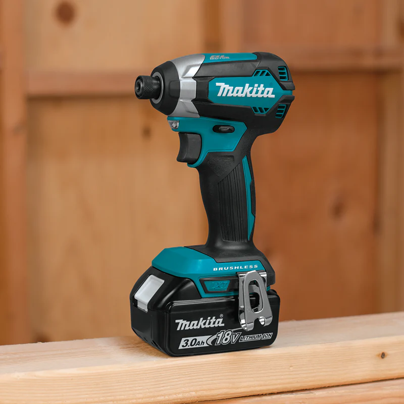 Makita 18V Impact Driver Kit (3.0Ah) - Image 2