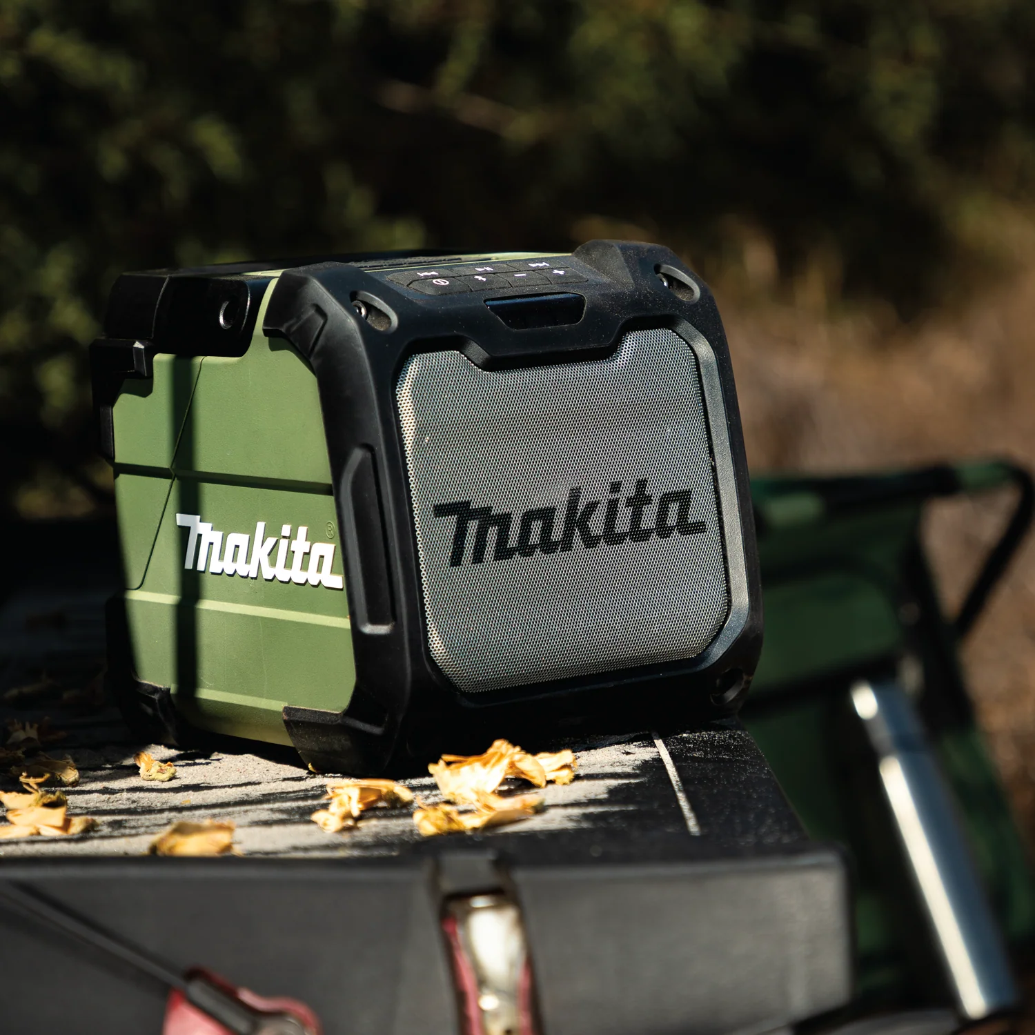 Makita Outdoor Adventure 18V Cordless/Corded Bluetooth Speaker - Image 5