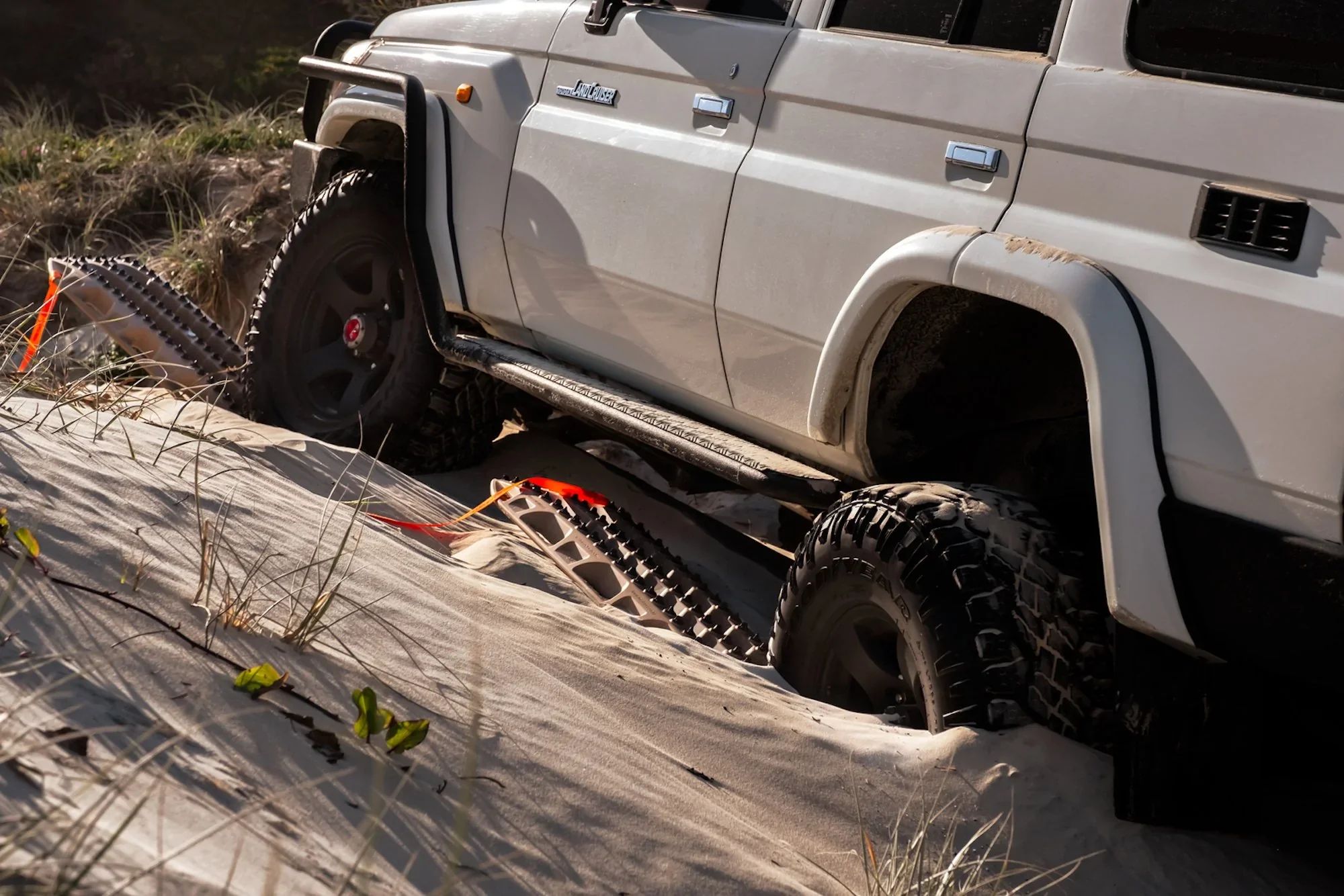 MAXTRAX XTREME Desert Tan Recovery Boards - Image 3