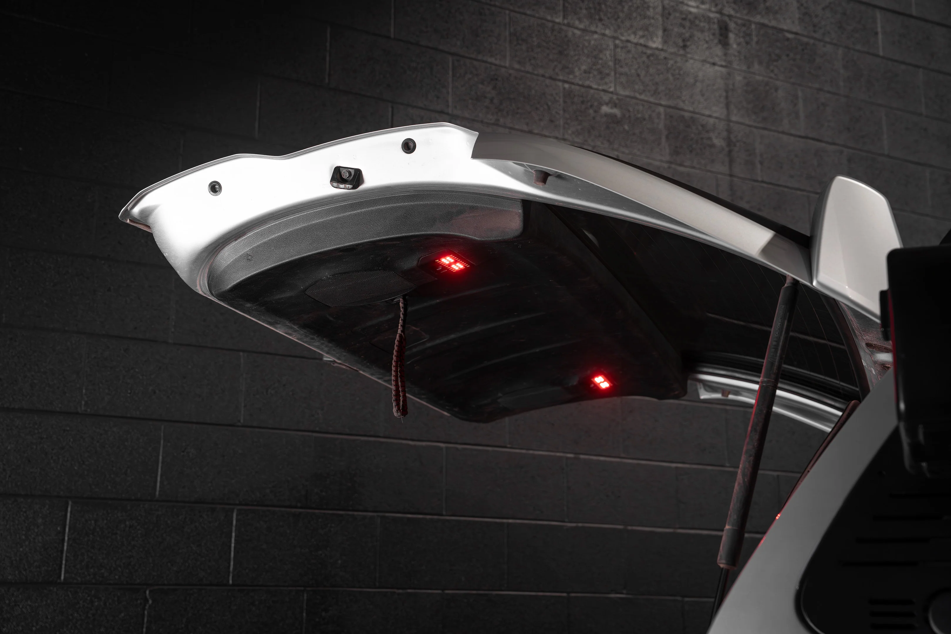Meso Customs Ultimate Dual Color Hatch Lights For 4Runner (2010-2024) - Image 12