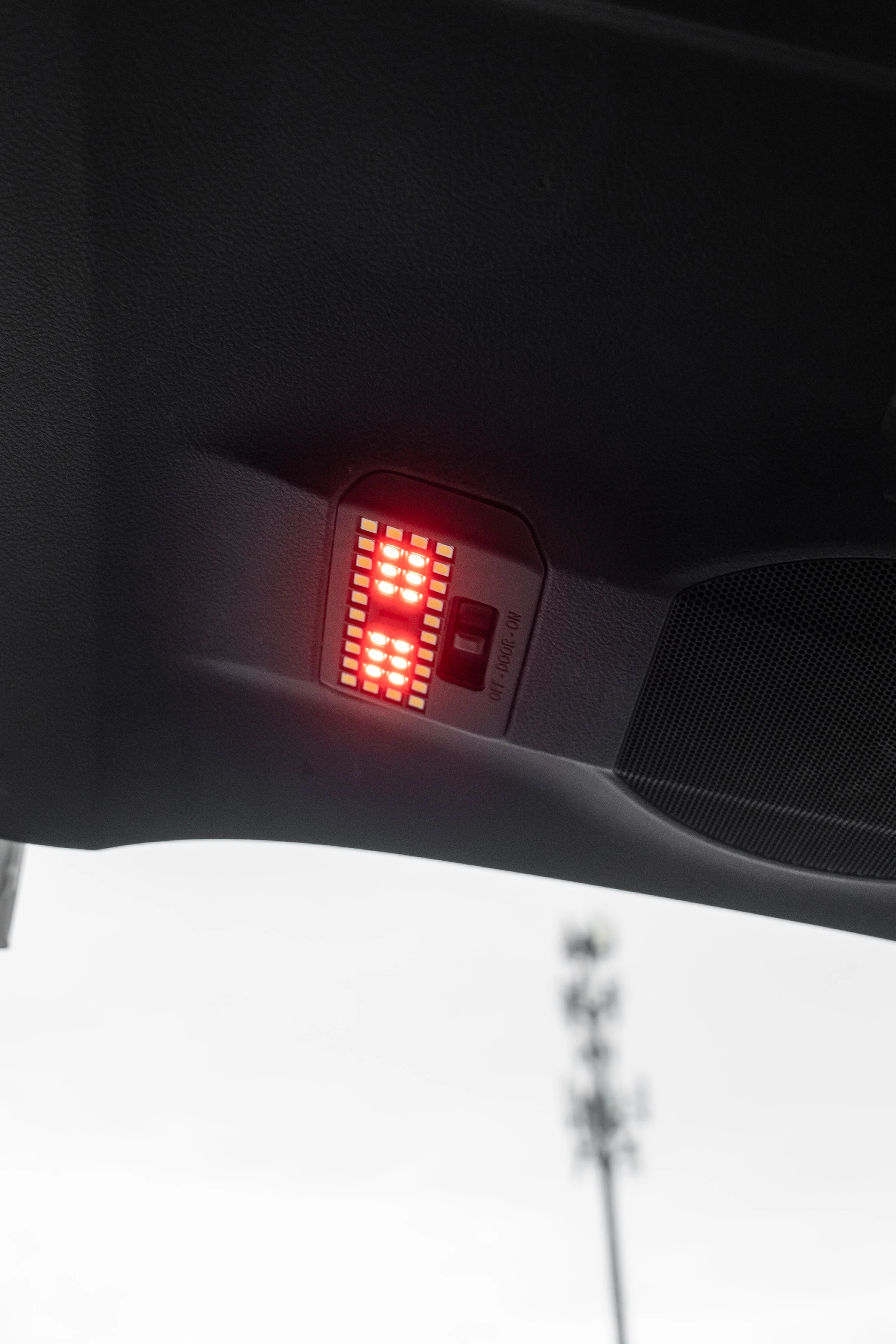 Meso Customs Ultimate Dual Color Hatch Lights For 4Runner (2010-2024) - Image 4