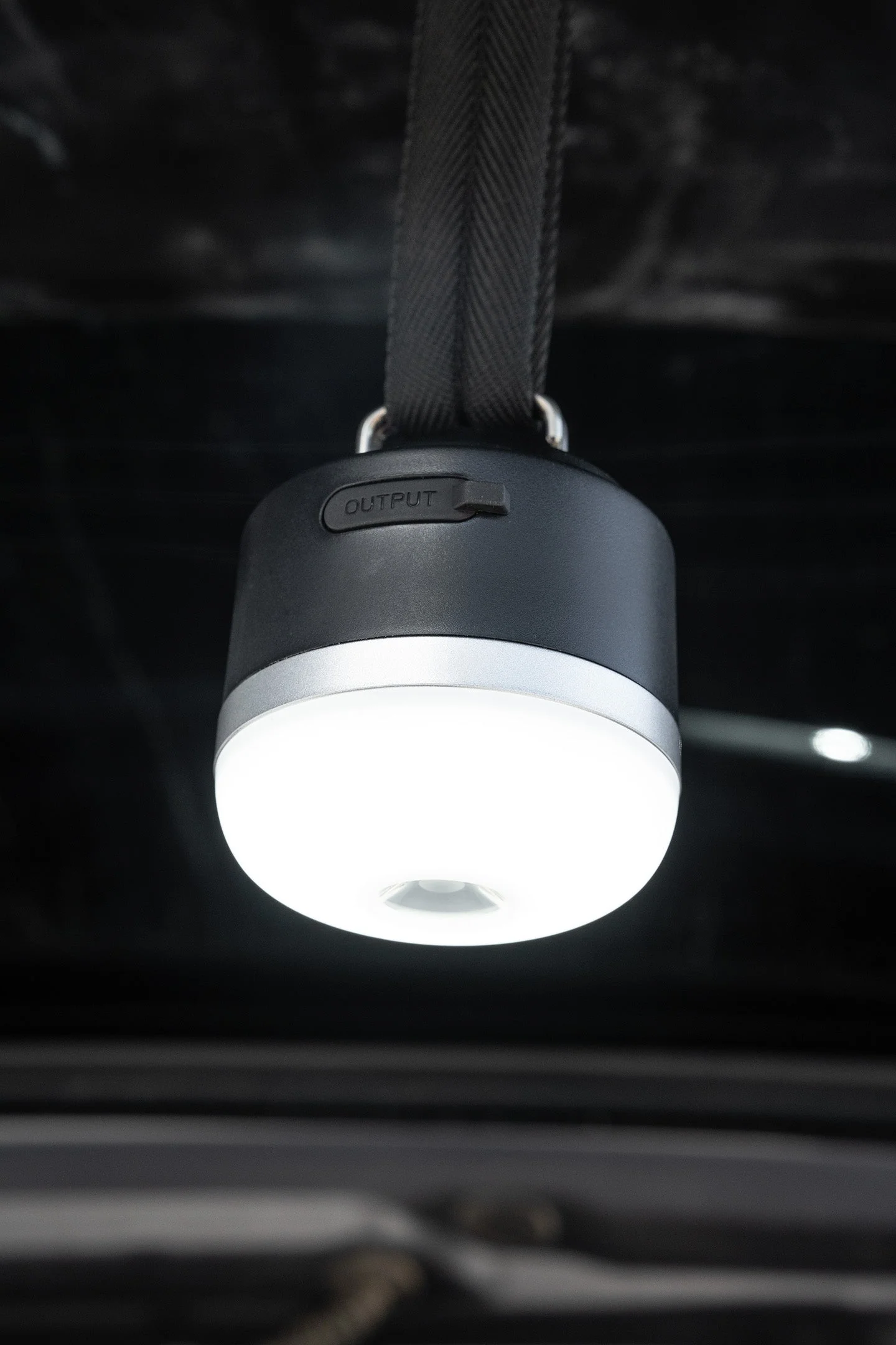 Multipurpose Magnetic Flash Light / Power Bank - Image 13