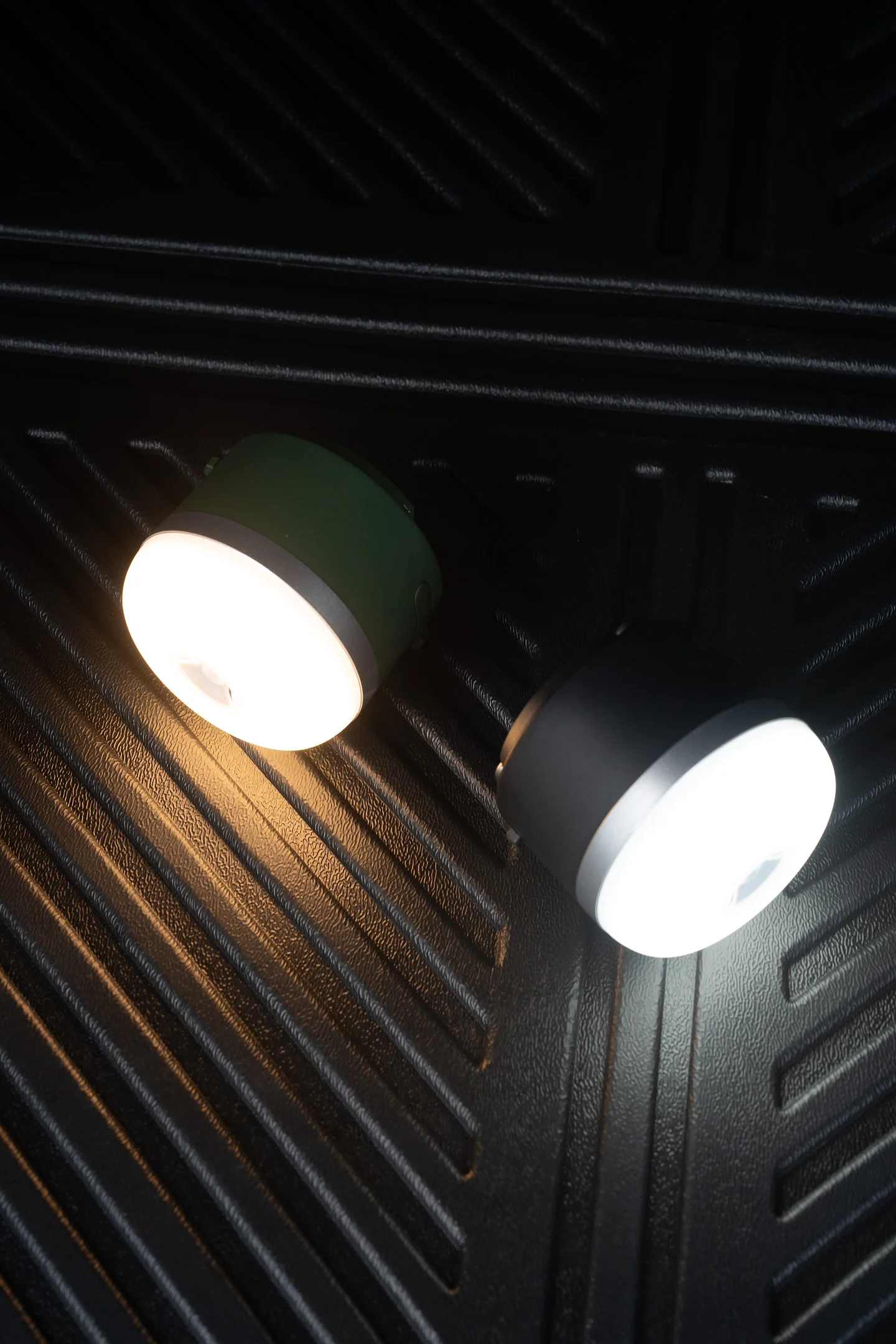 Multipurpose Magnetic Flash Light / Power Bank - Image 16