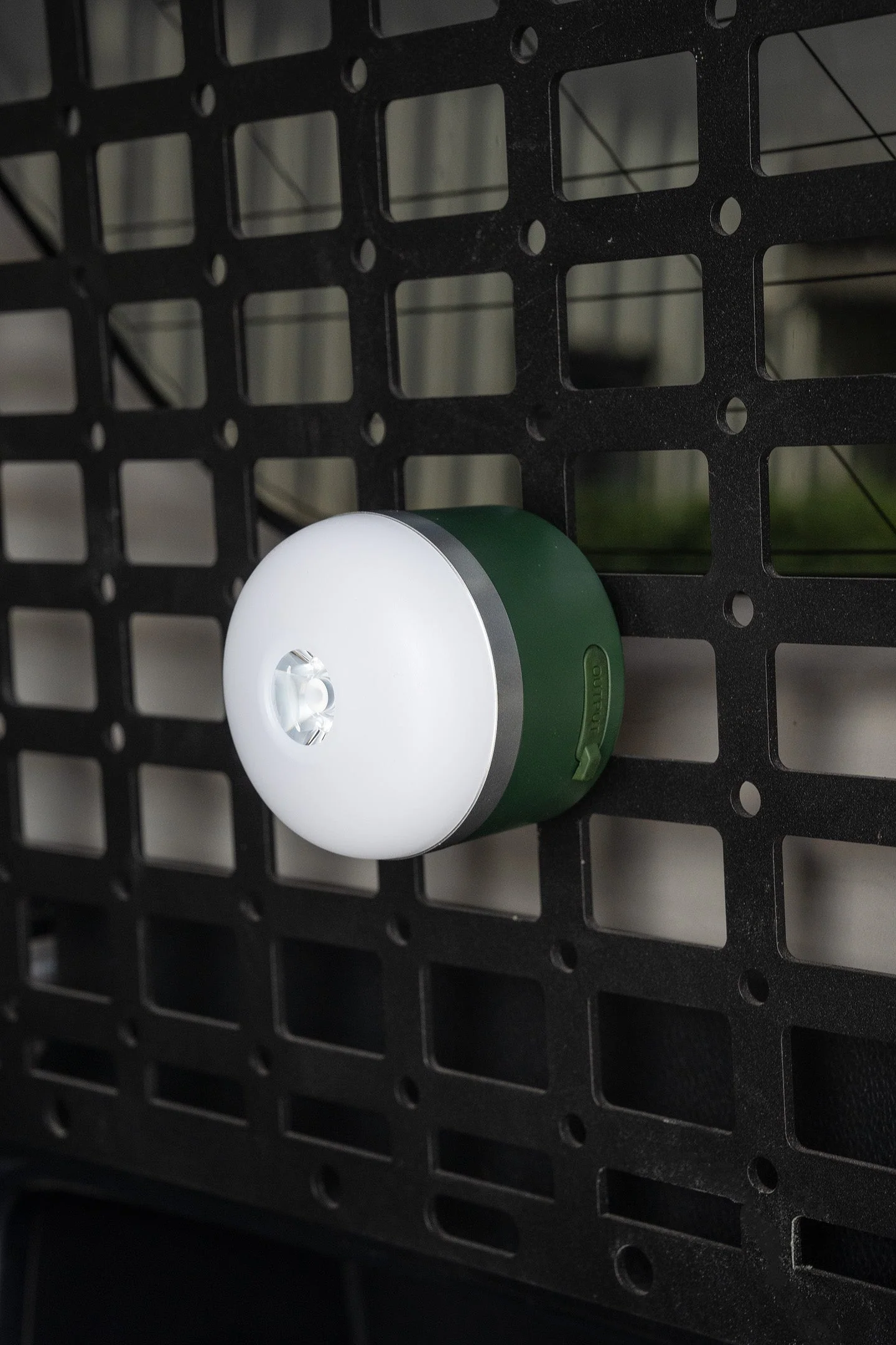 Multipurpose Magnetic Flash Light / Power Bank - Image 4