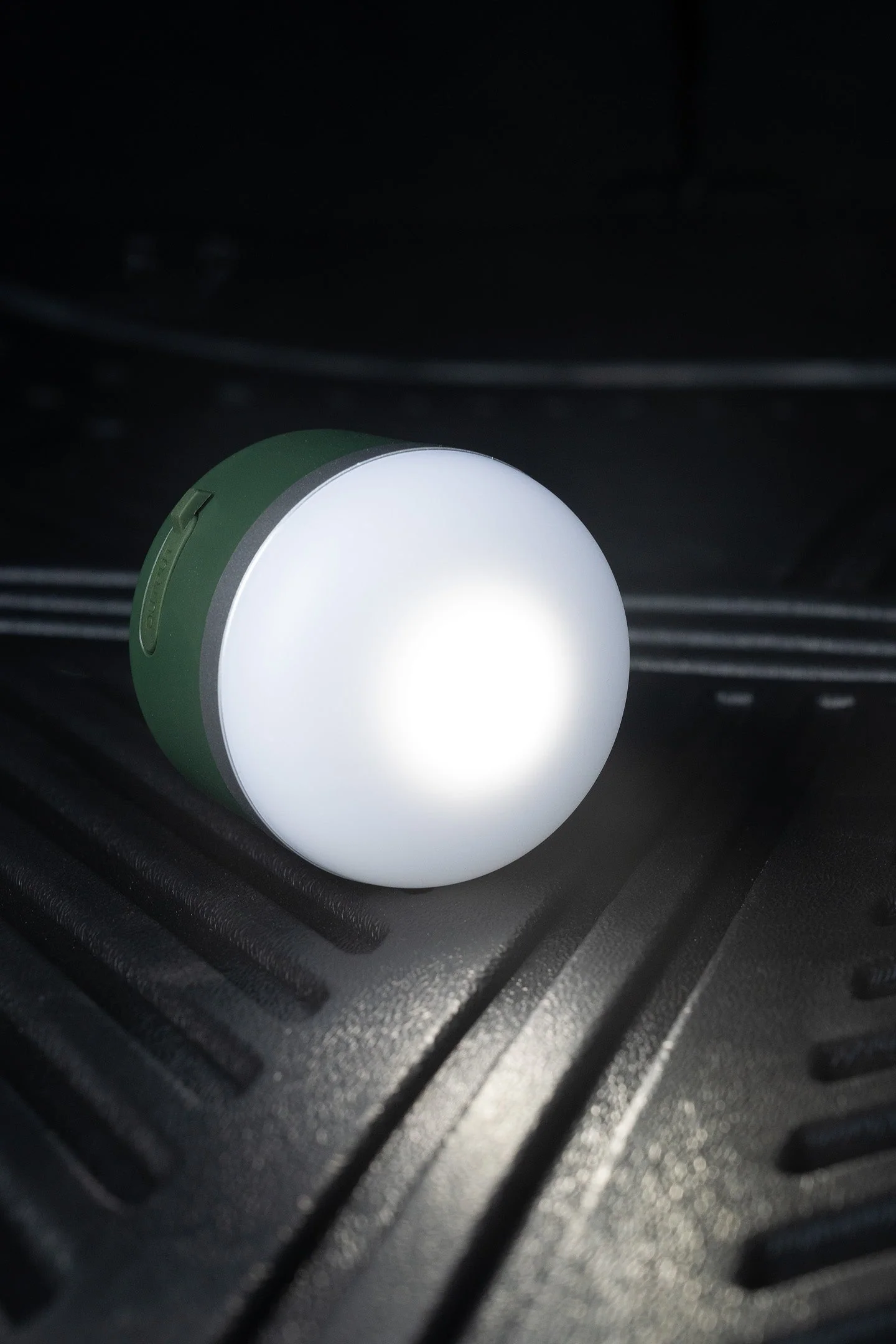 Multipurpose Magnetic Flash Light / Power Bank - Image 5