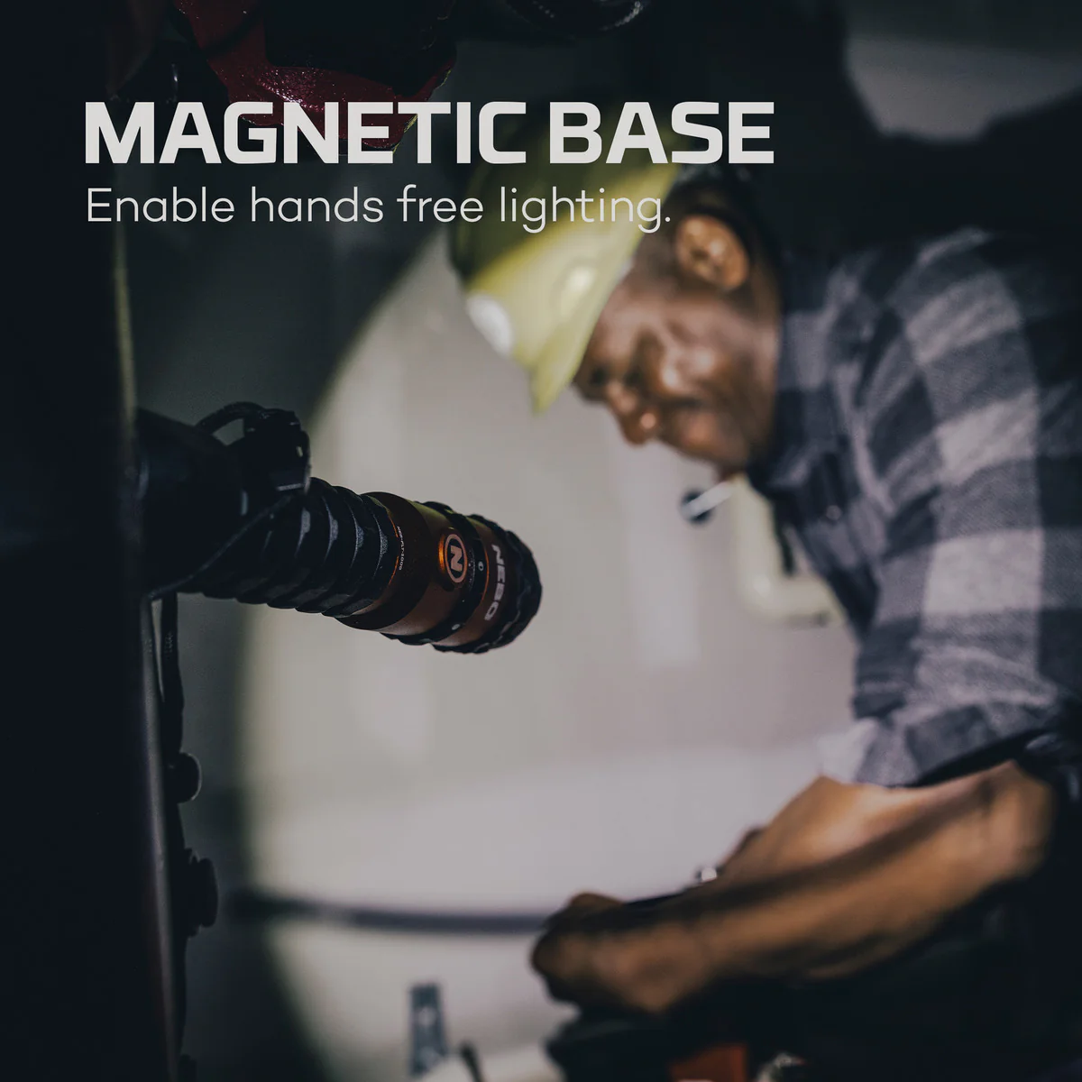 Nebo Master Series FL1500 Flashlight - Image 5