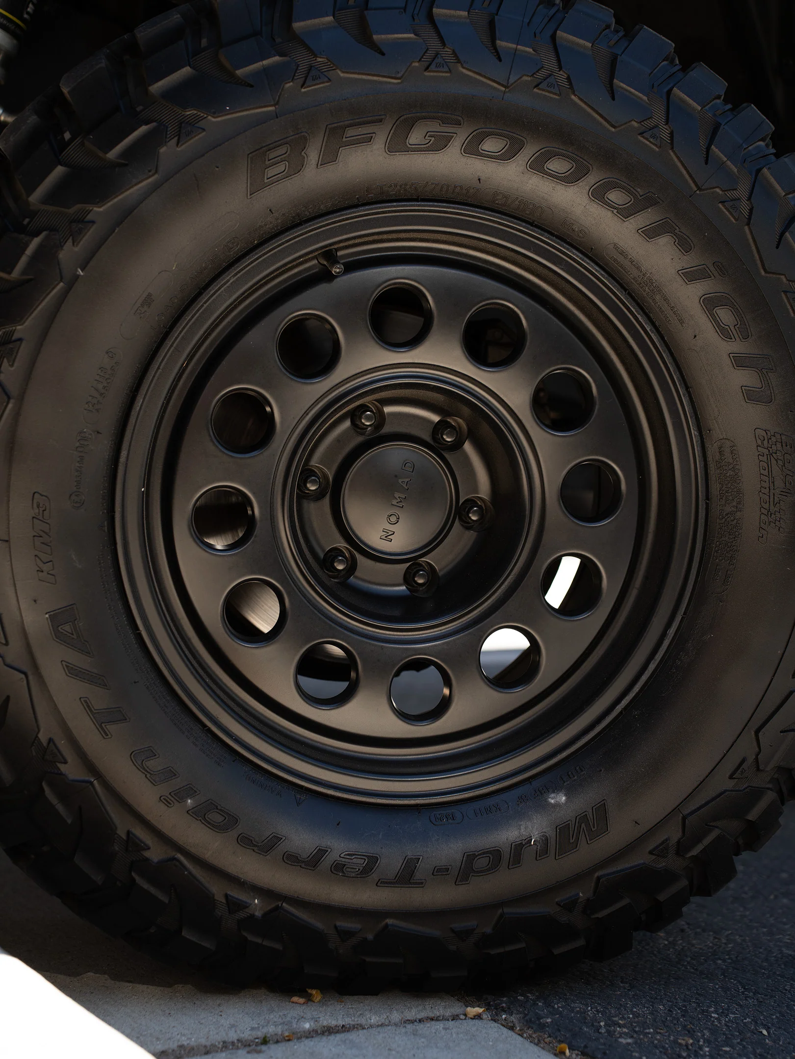 Nomad Wheels 501SB Convoy Satin Black - Image 3