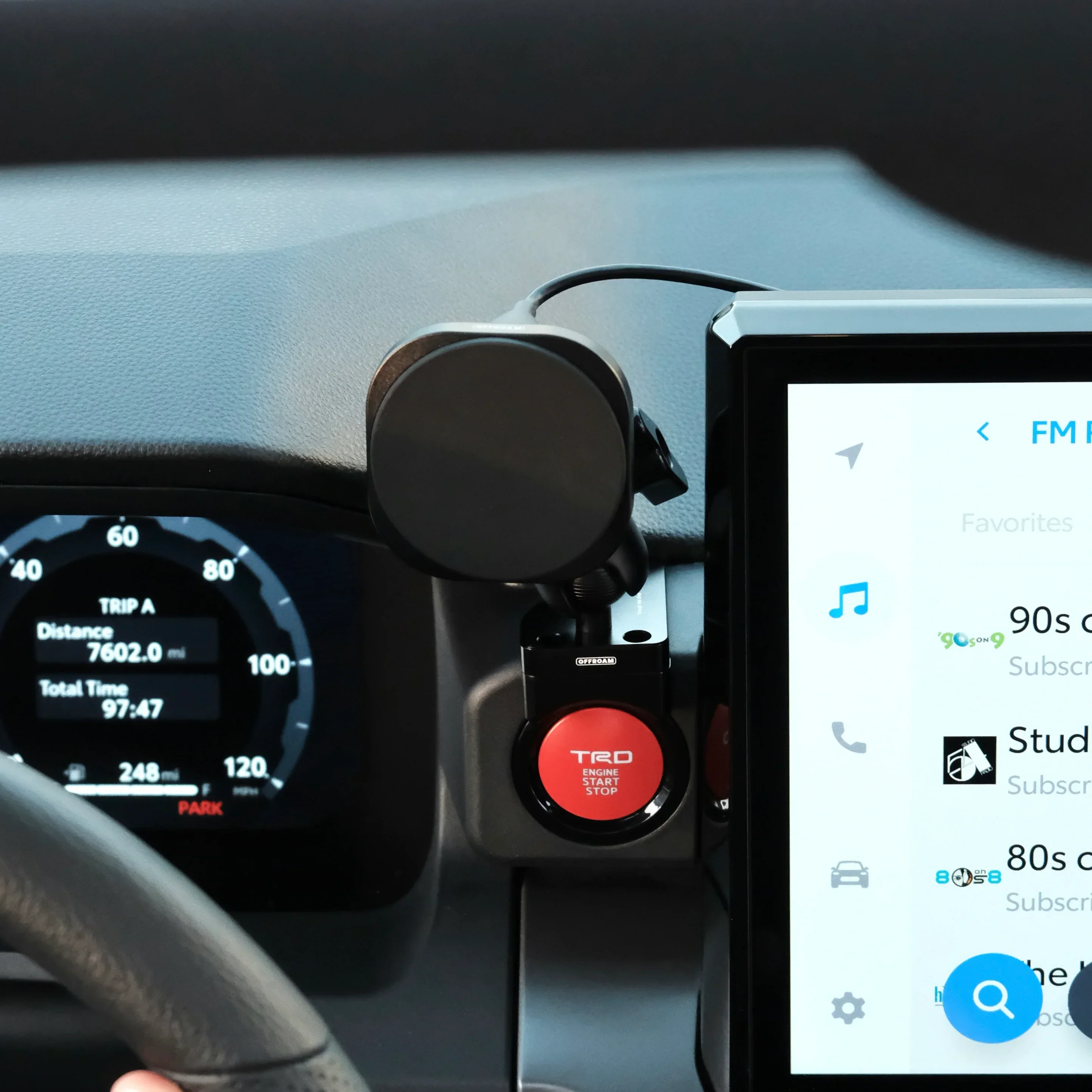 Offroam MagSafe Compatible Phone Mount For 4Runner (2025-Current) - Image 8