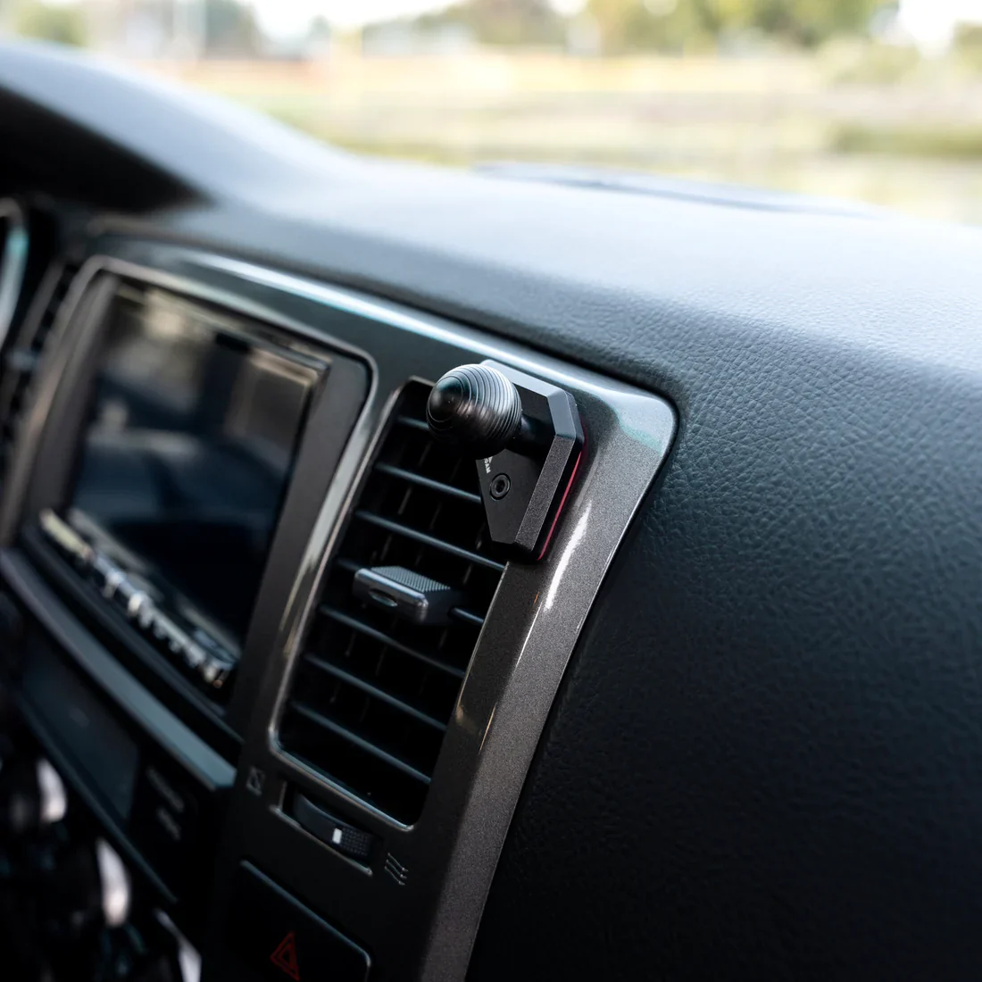 Offroam Phone Mount For 4Runner (2003-2009) - Image 5