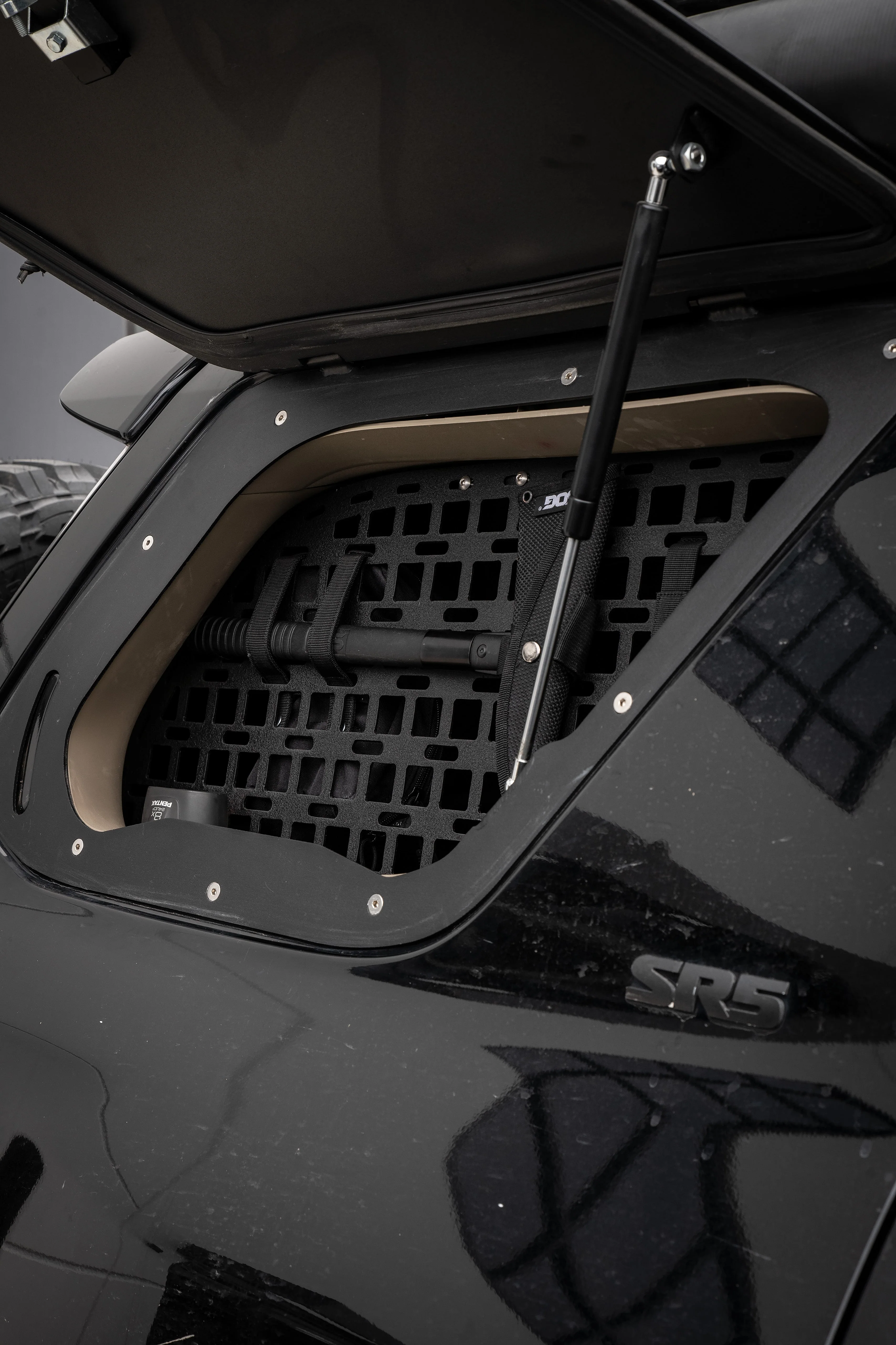 [OPEN BOX] Velox Offroad Rear Window Gullwing For 4Runner (2010-2024) - Image 5