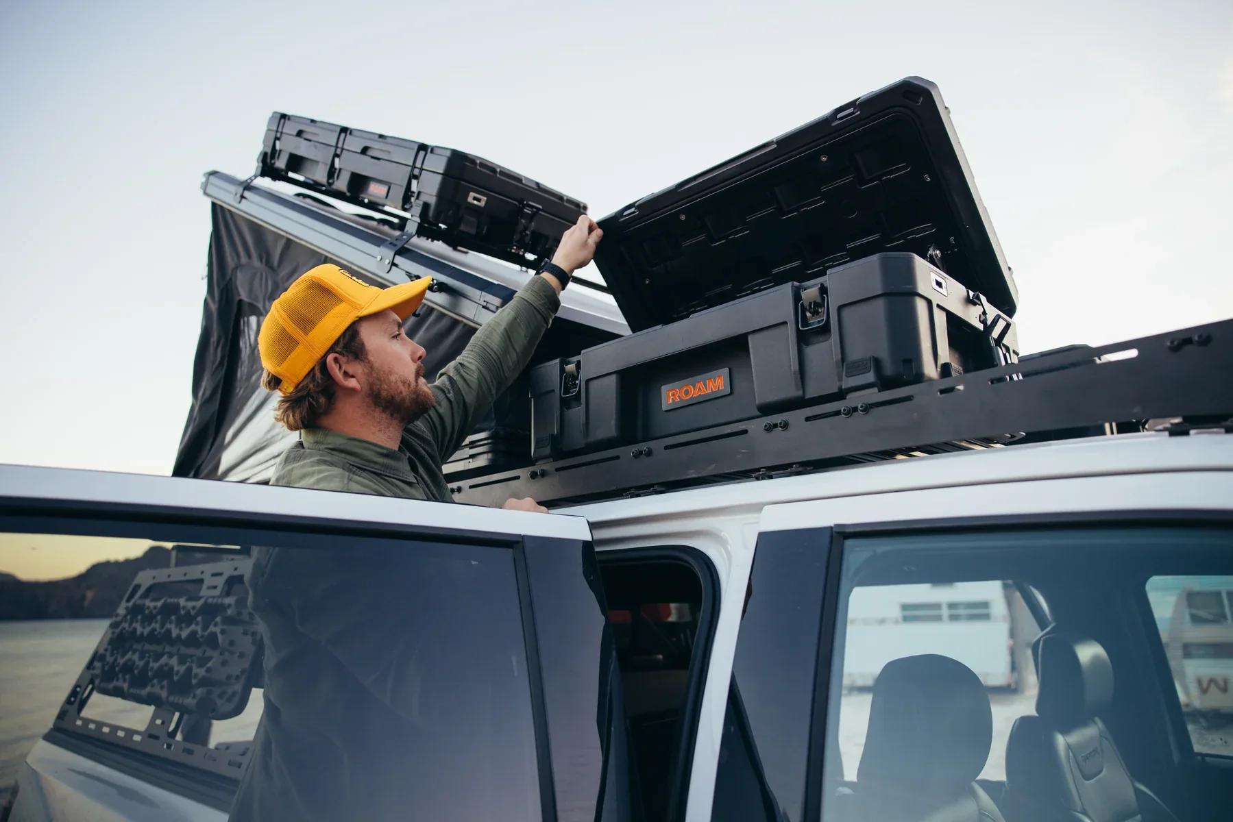 Roam Adventure Co 66L Rugged Case - Image 15
