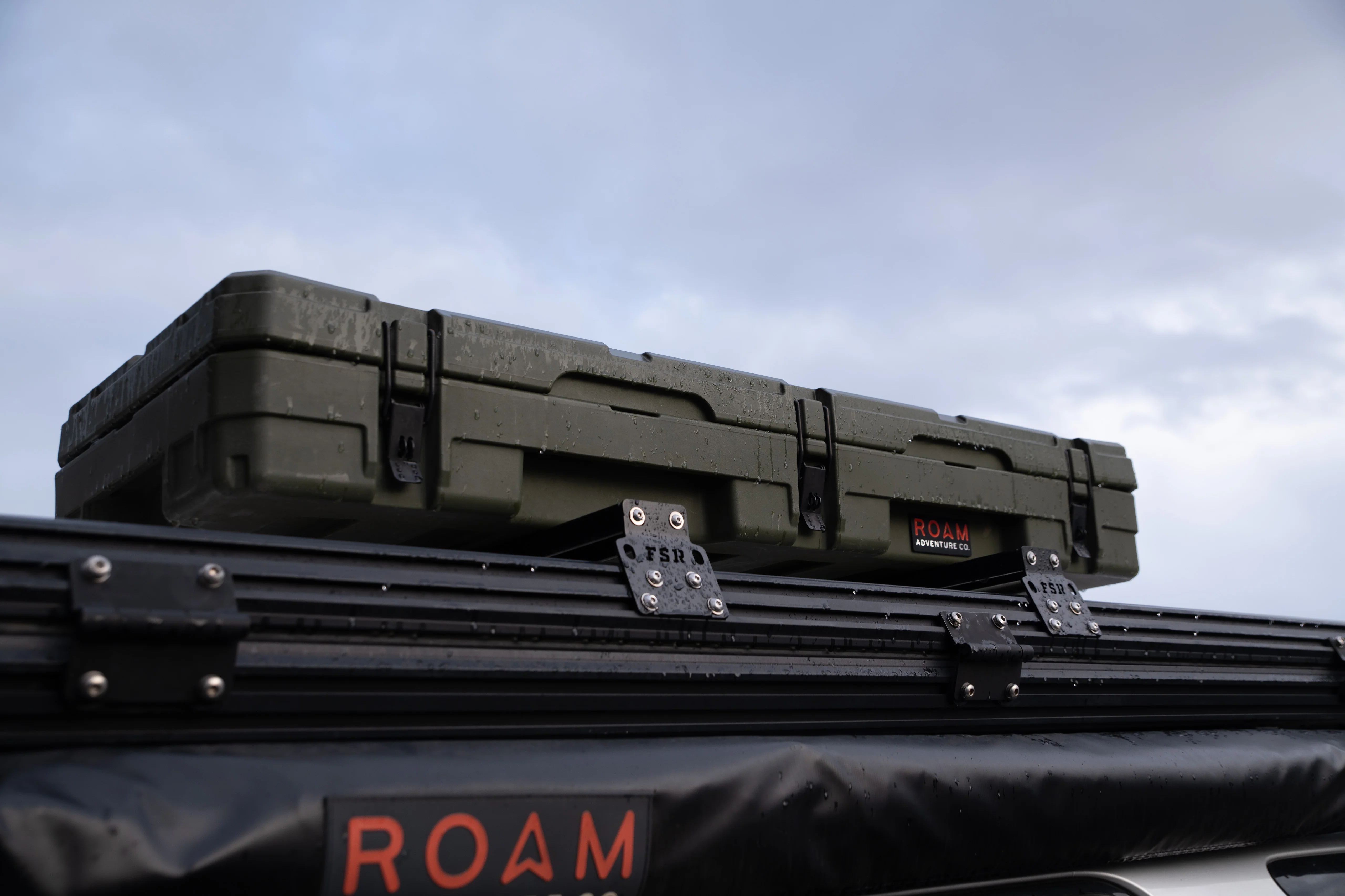 Roam Adventure Co 83L Rugged Case - Image 3