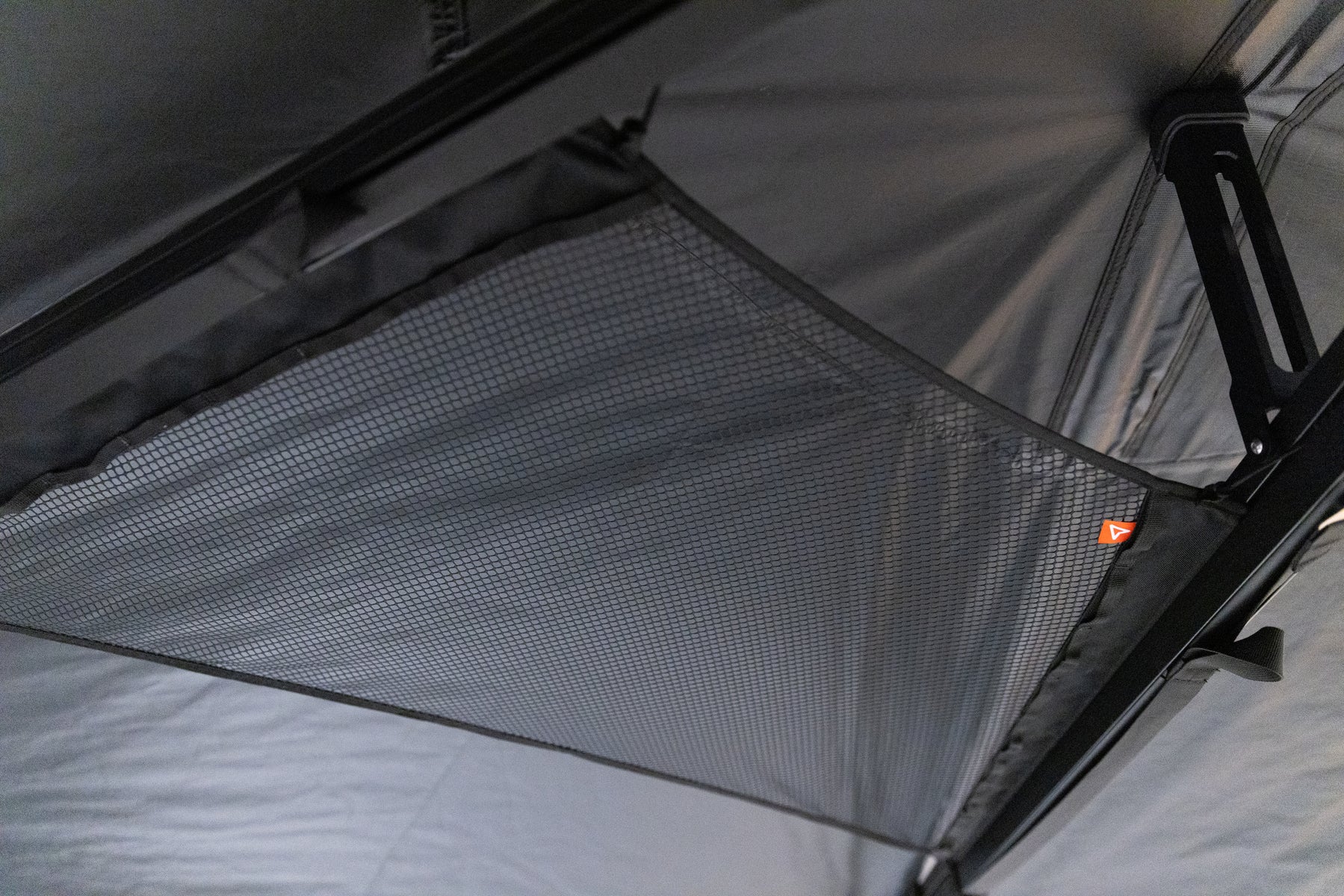 Roam Arc 270 Overhead Mesh Storage - Image 4