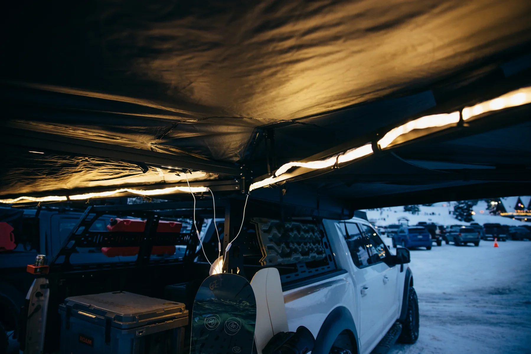 Roam LED Track Light - Image 4