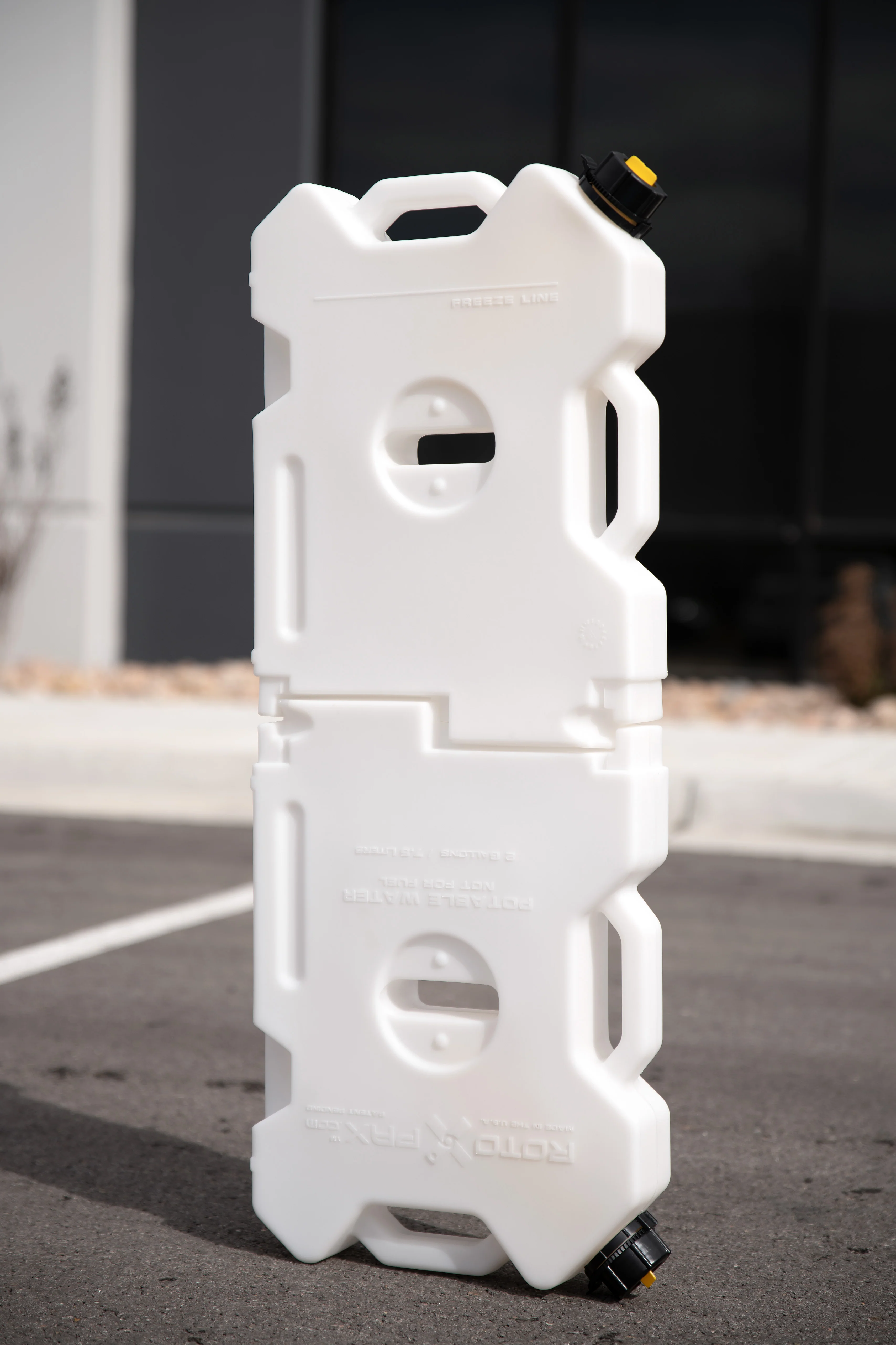 Rotopax 2 Gallon Water Pack - Image 11