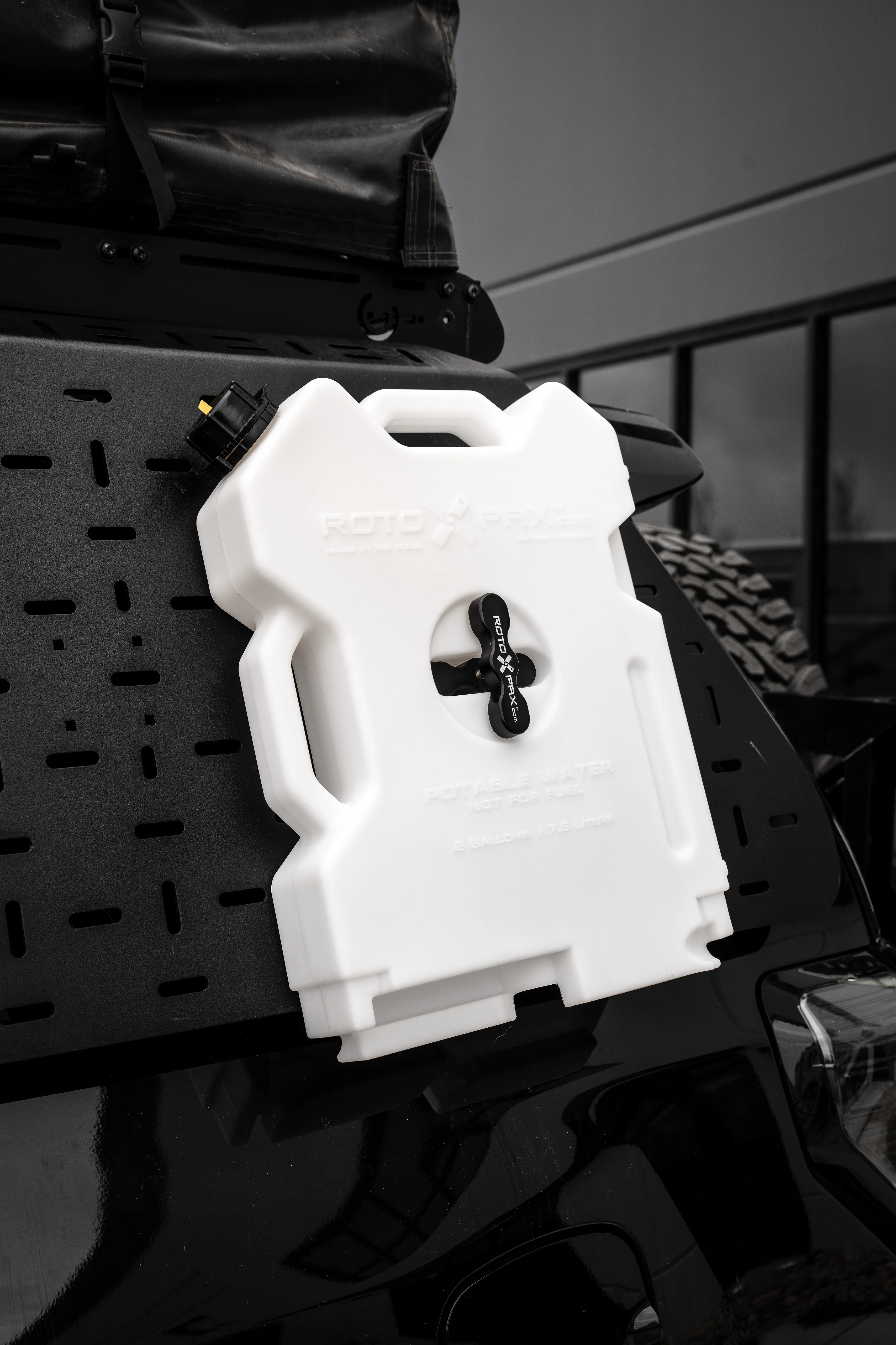 Rotopax 2 Gallon Water Pack - Image 7
