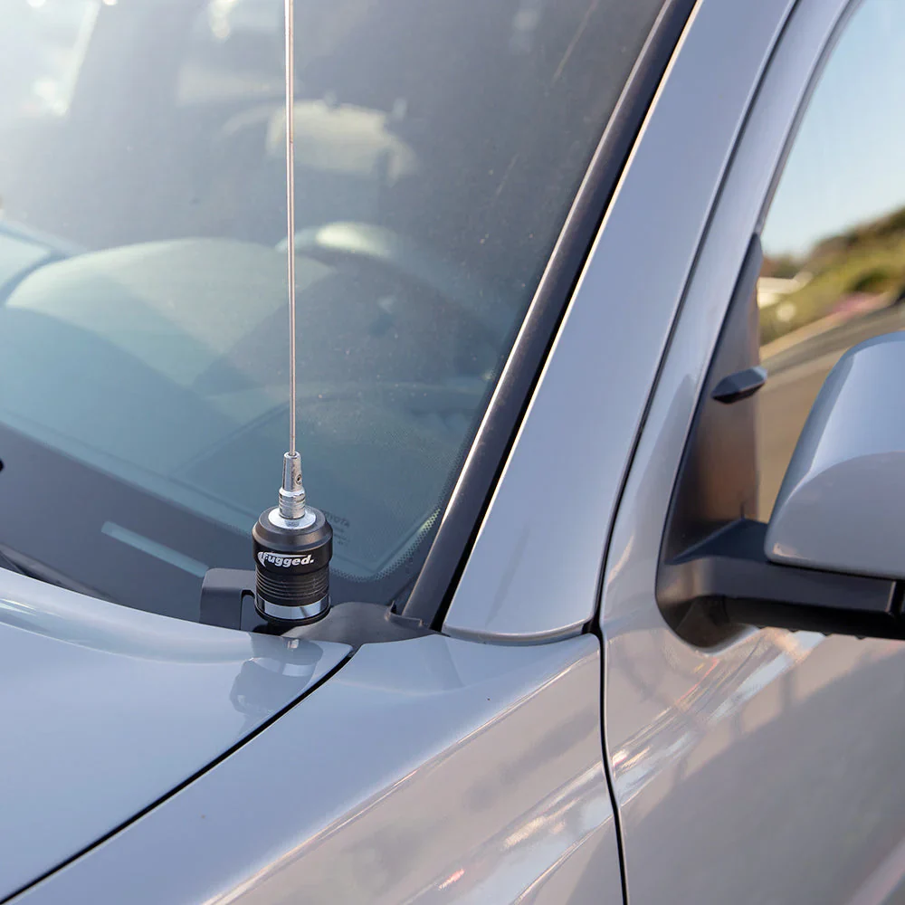 Rugged Two-Way GMRS Mobile Radio Kit For 4Runner - Image 9