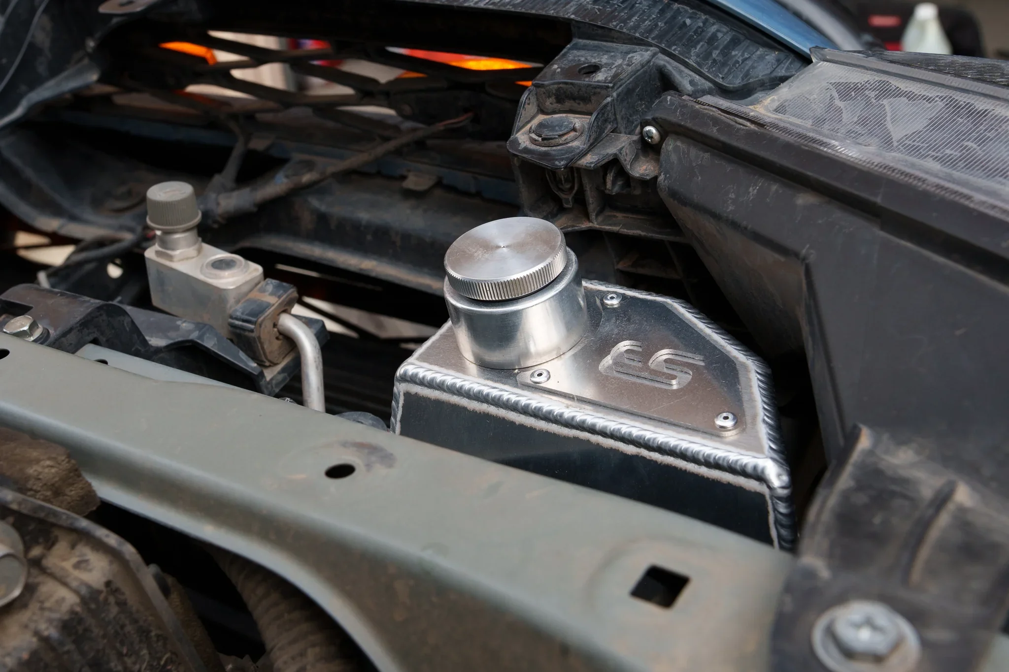 Snow Bound Customs Aluminium Washer Fluid Reservoir For 4Runner - Image 2