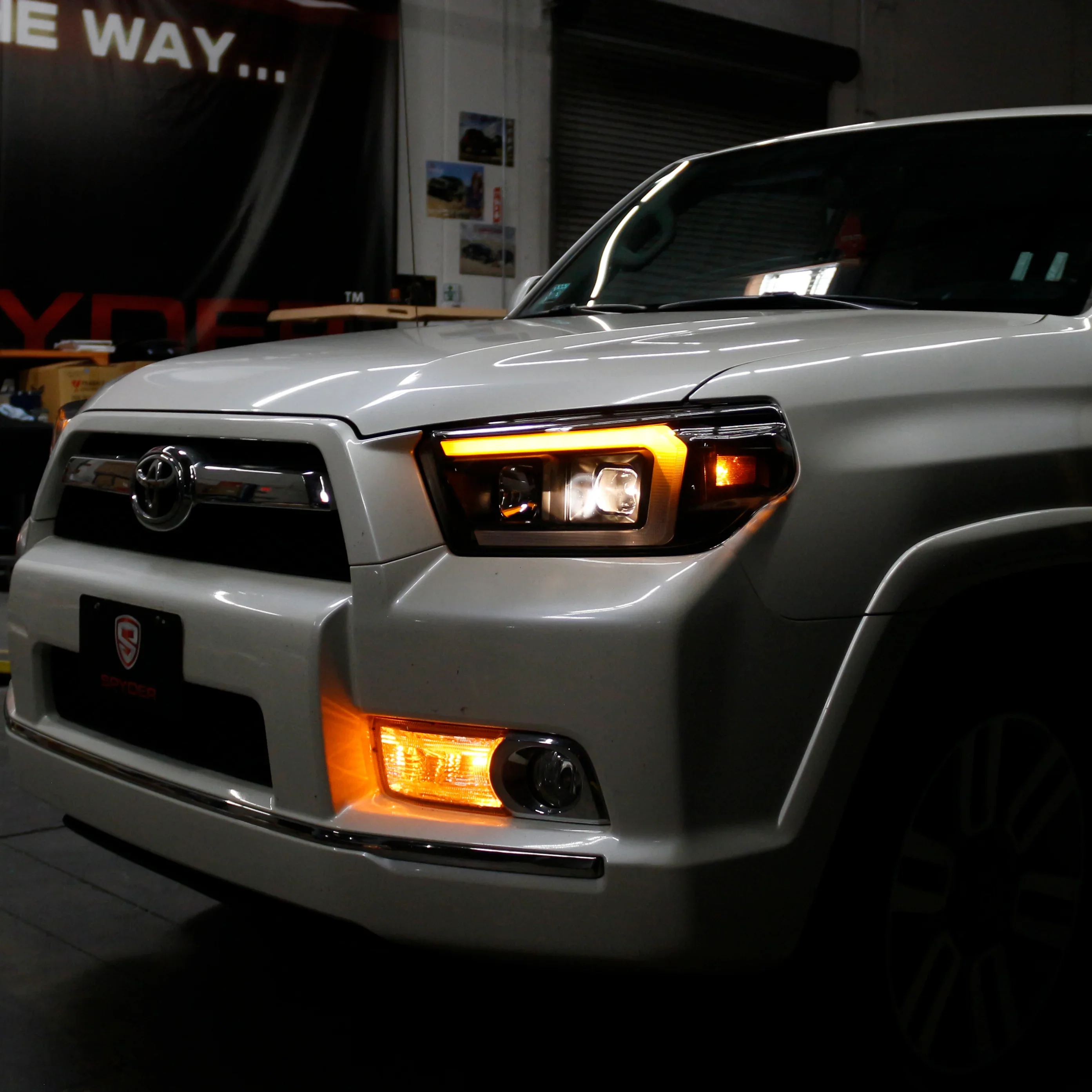 Spyder Black Projector Headlights For 4Runner (2010-2013) - Image 11