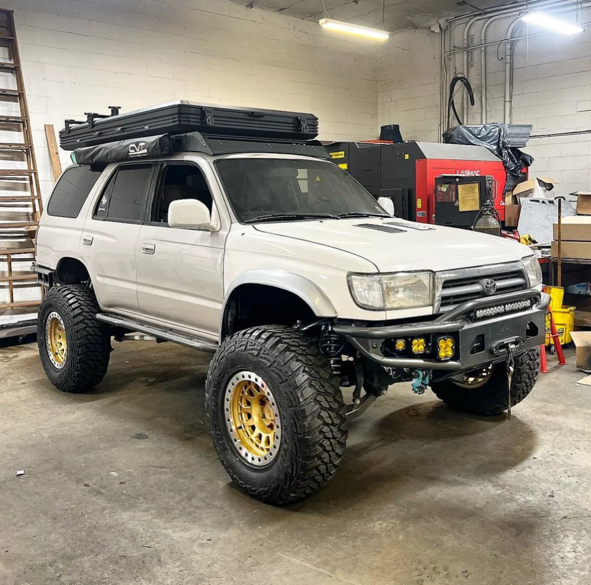 SRQ Fab Open Wing Hybrid Front Bumper For 4Runner (1996-2002) - Image 7