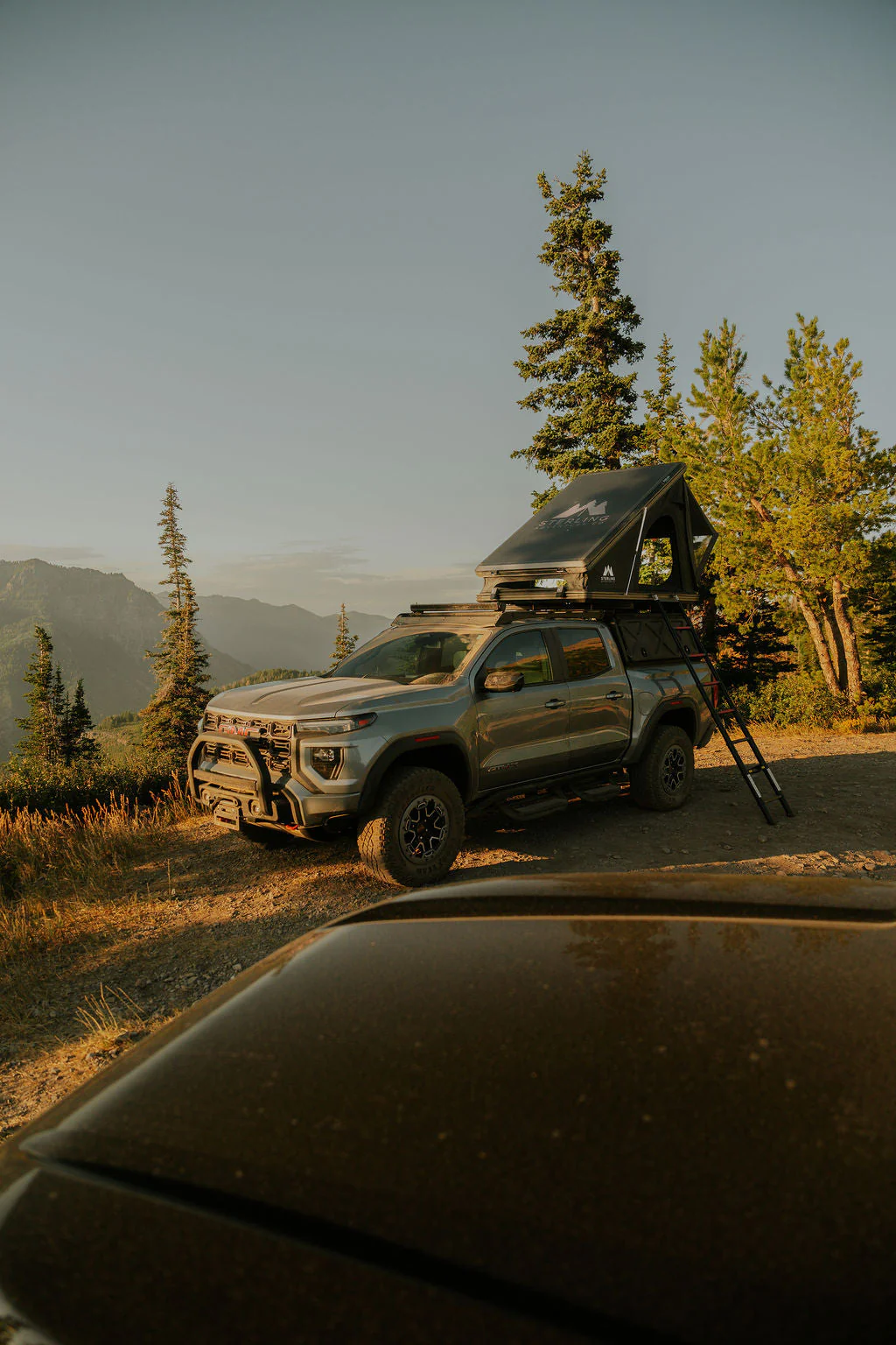 Sterling Adventure Co. Wasatch Aluminum Double Channel Rooftop Tent - Image 10