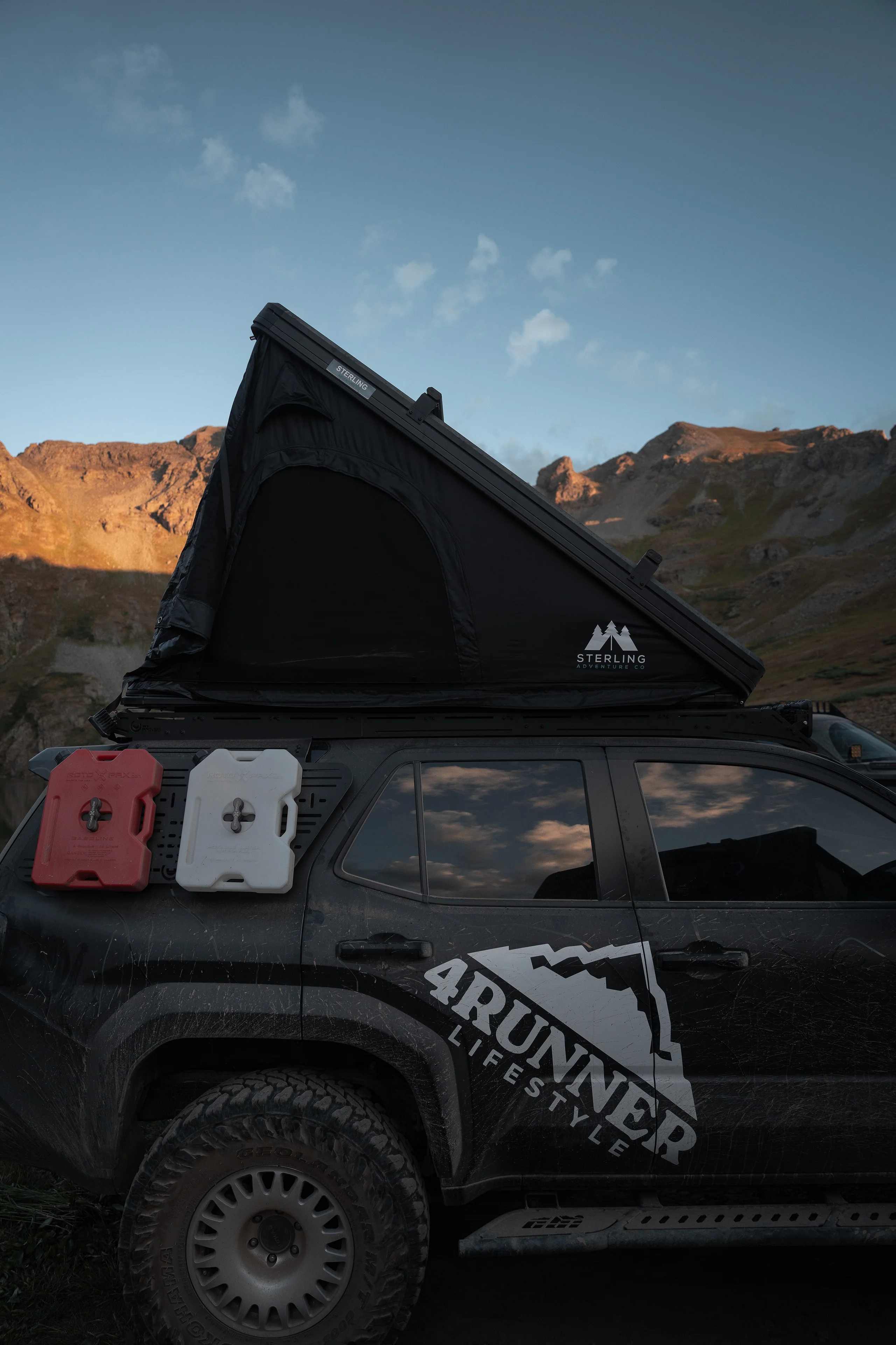Sterling Adventure Co. Wasatch Lite Aluminum Hardshell Rooftop Tent - Image 23