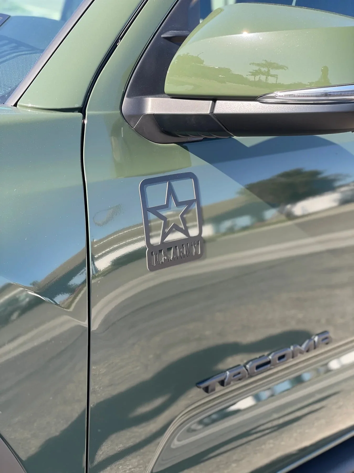 Tactilian U.S. Army Emblem Magnet - Image 3
