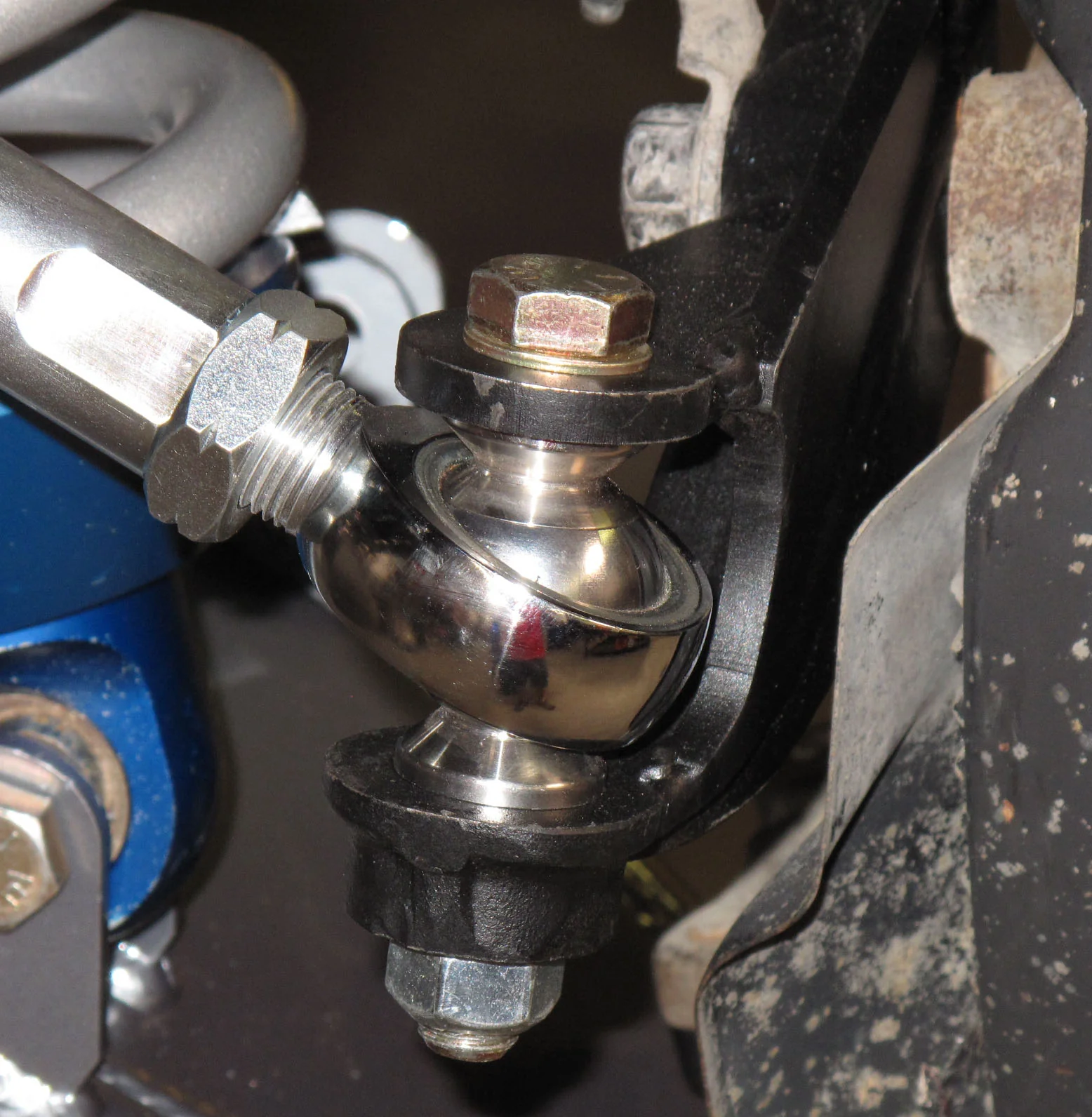 Total Chaos Heim Joint Steering Upgrade For 4Runner (1986-1995) - Image 2