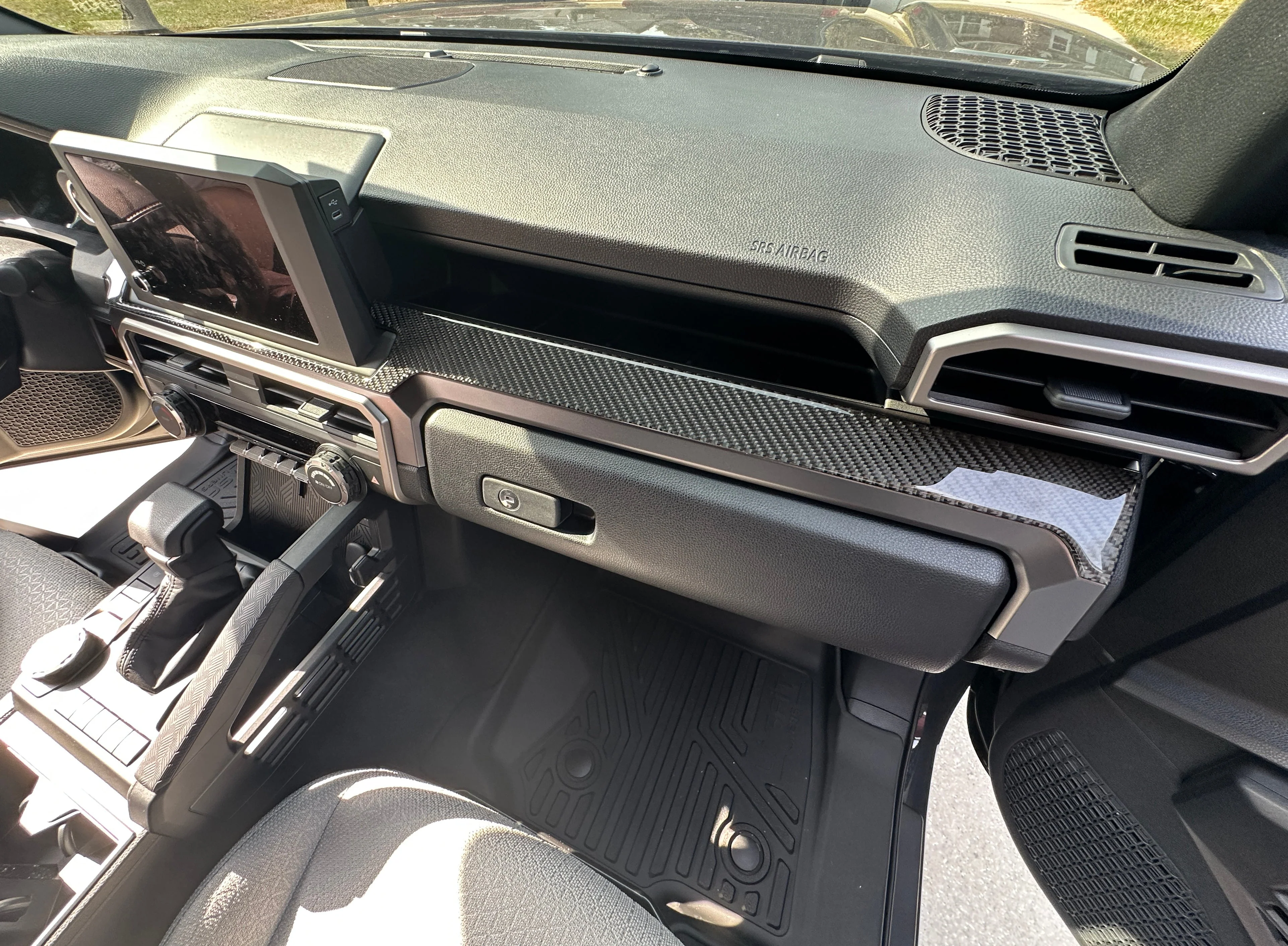 Tufskinz Display Screen Accent Trim For 4Runner (2025-Current) - Image 2