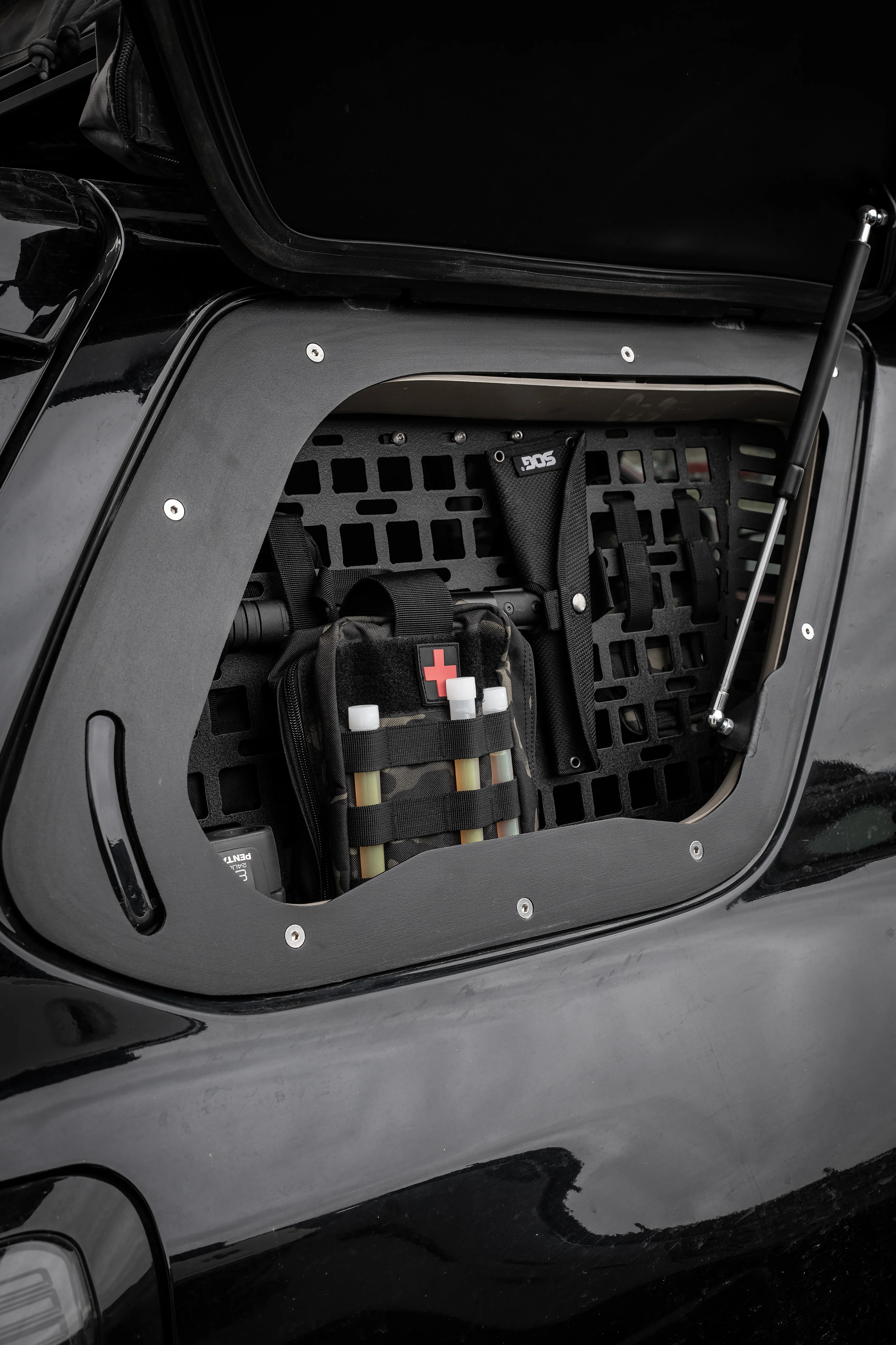Velox Offroad Rear Window Gullwing For 4Runner (2010-2024) - Image 8