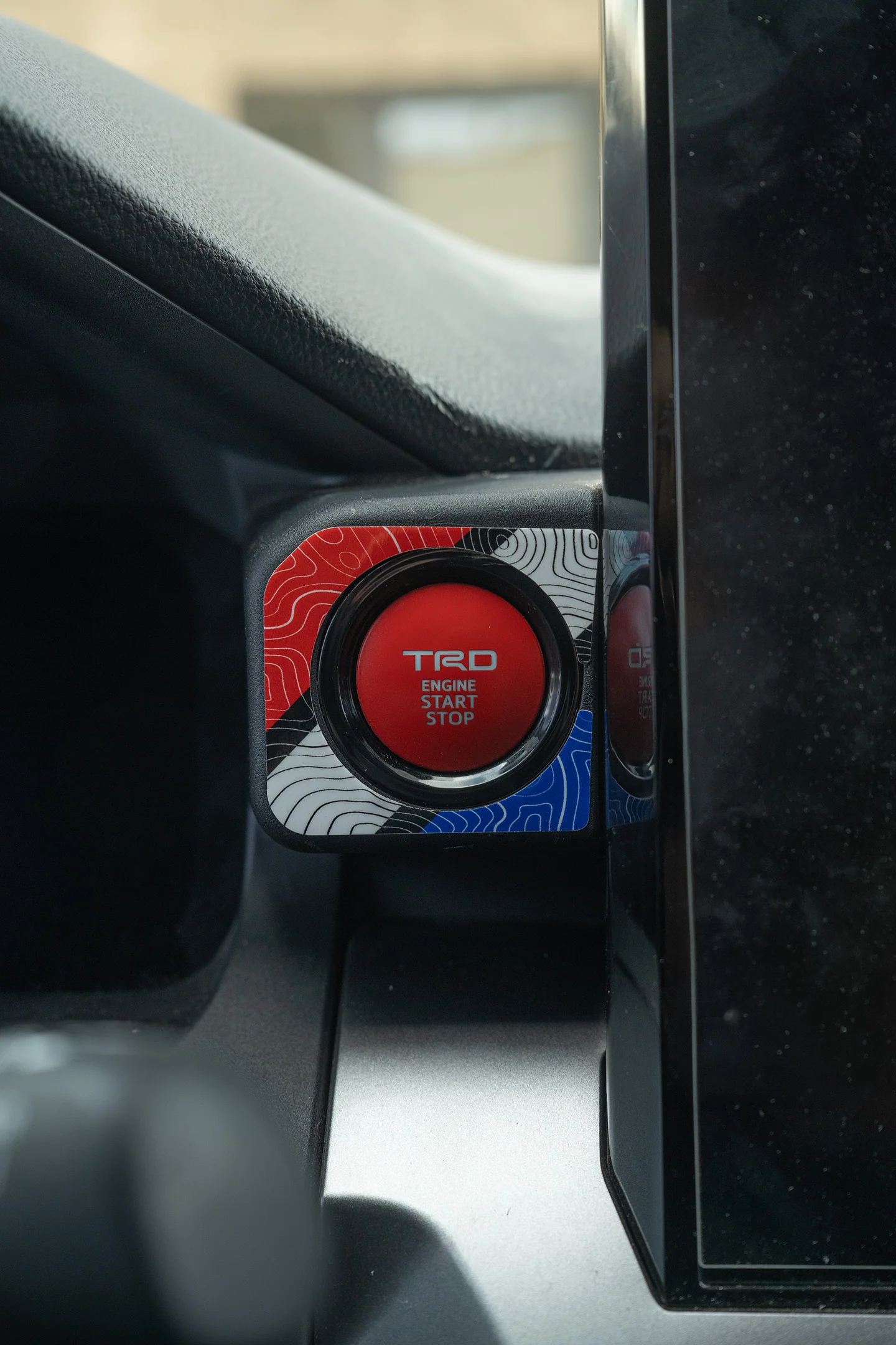 Vinyl Garage Start/Stop Button Overlay For 4Runner (2025-Current) - Image 23