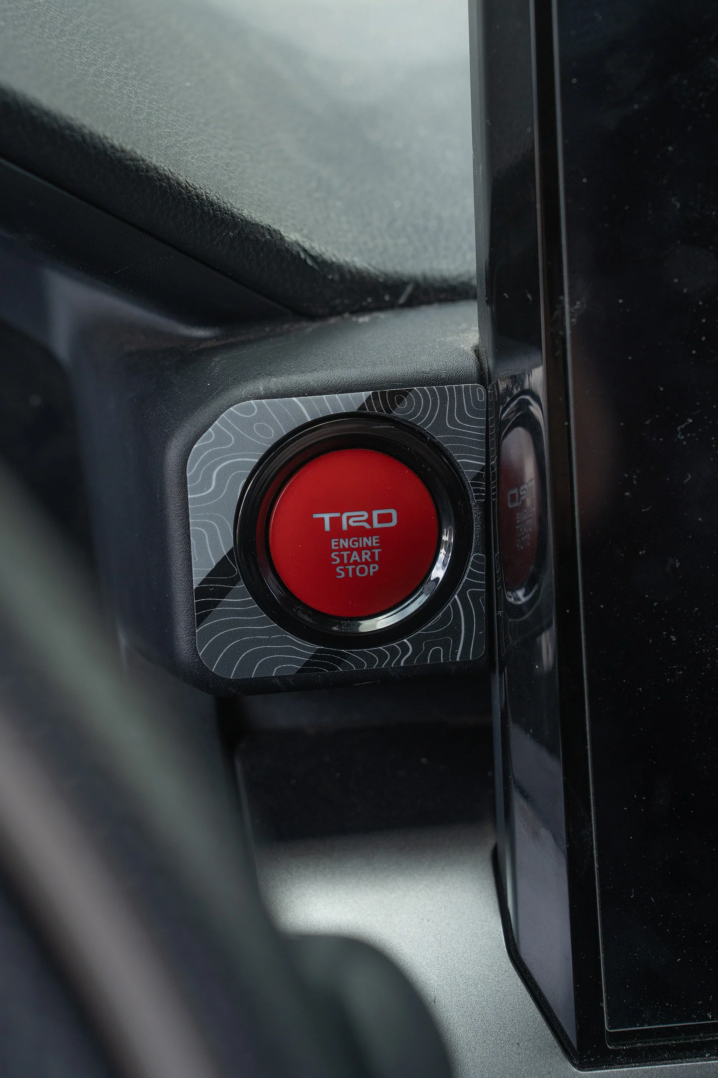 Vinyl Garage Start/Stop Button Overlay For 4Runner (2025-Current) - Image 26
