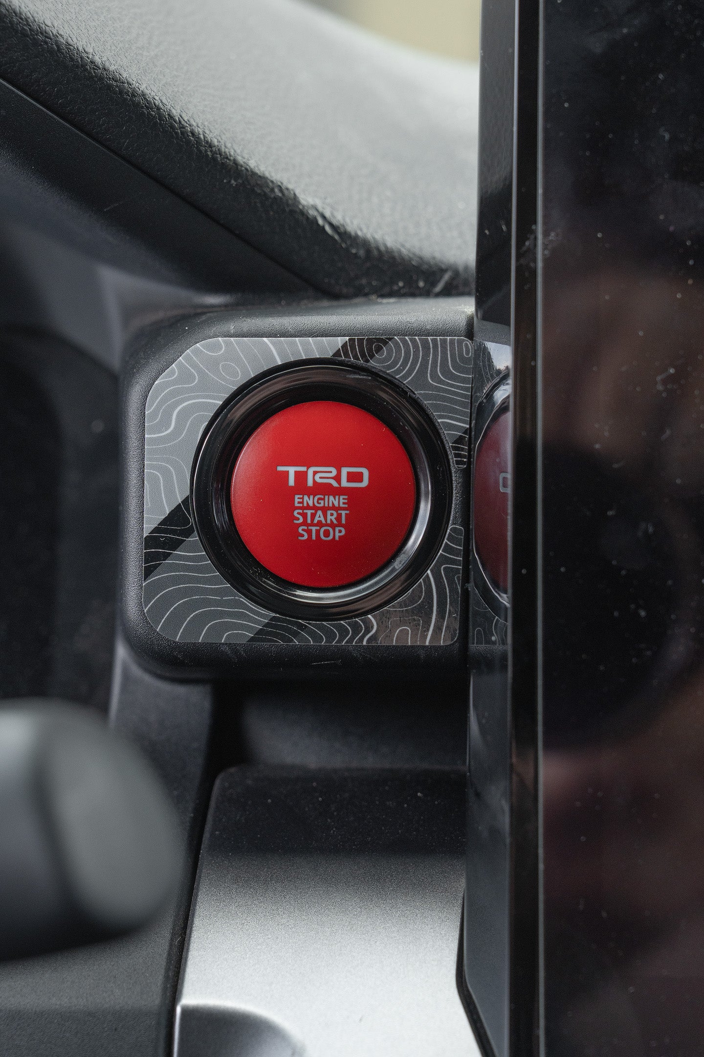 Vinyl Garage Start/Stop Button Overlay For 4Runner (2025-Current) - Image 27