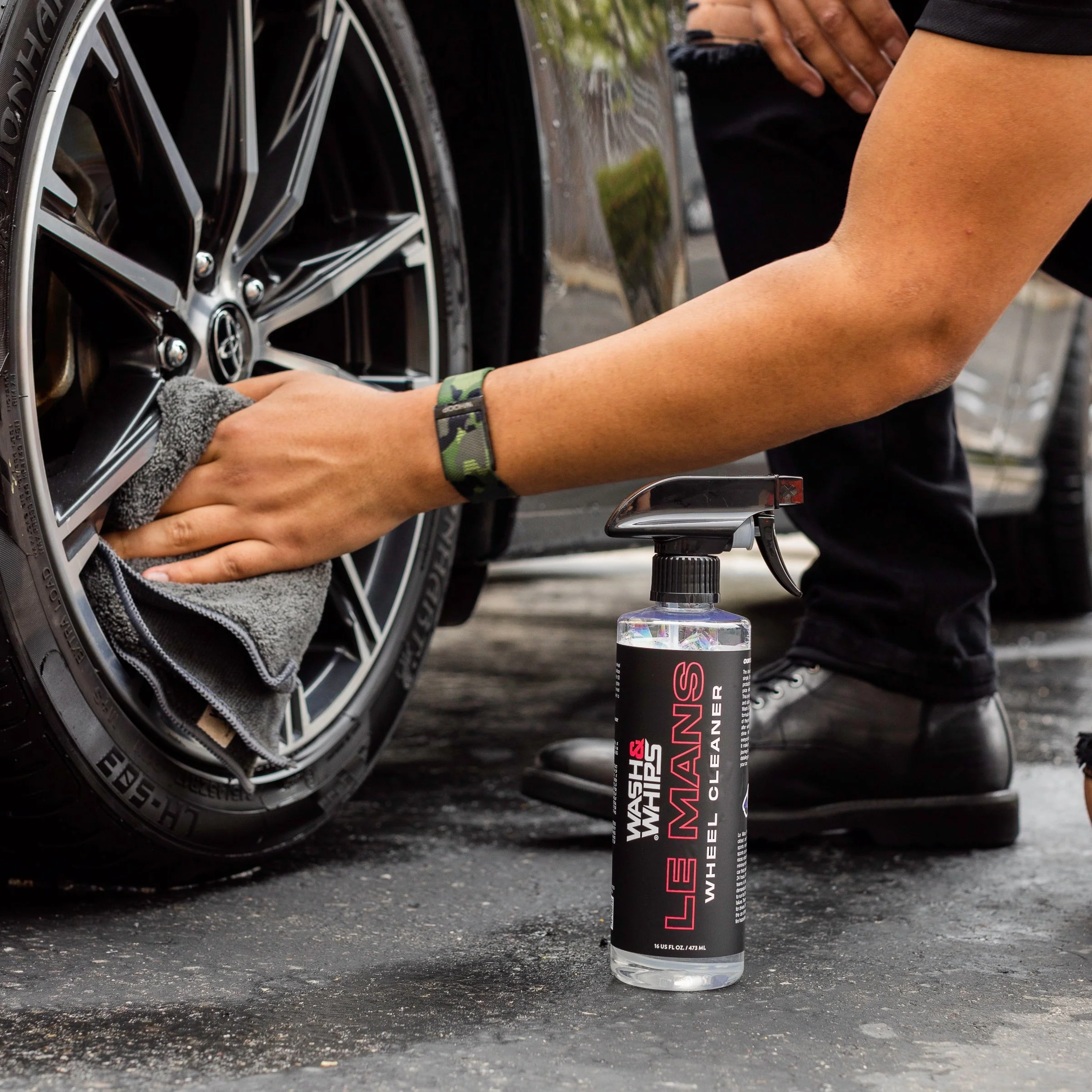 WASH&WHIPS Wheel & Tire Wash & Shine Kit - $48 Value - Image 3